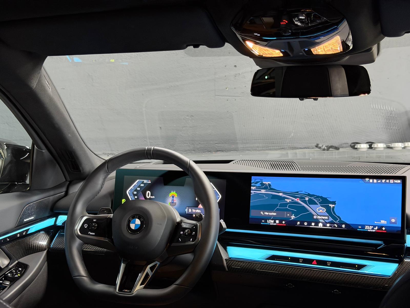 BMW 520i 48V M-Sport Limited Black&Silver Performance Steptronic-image-12