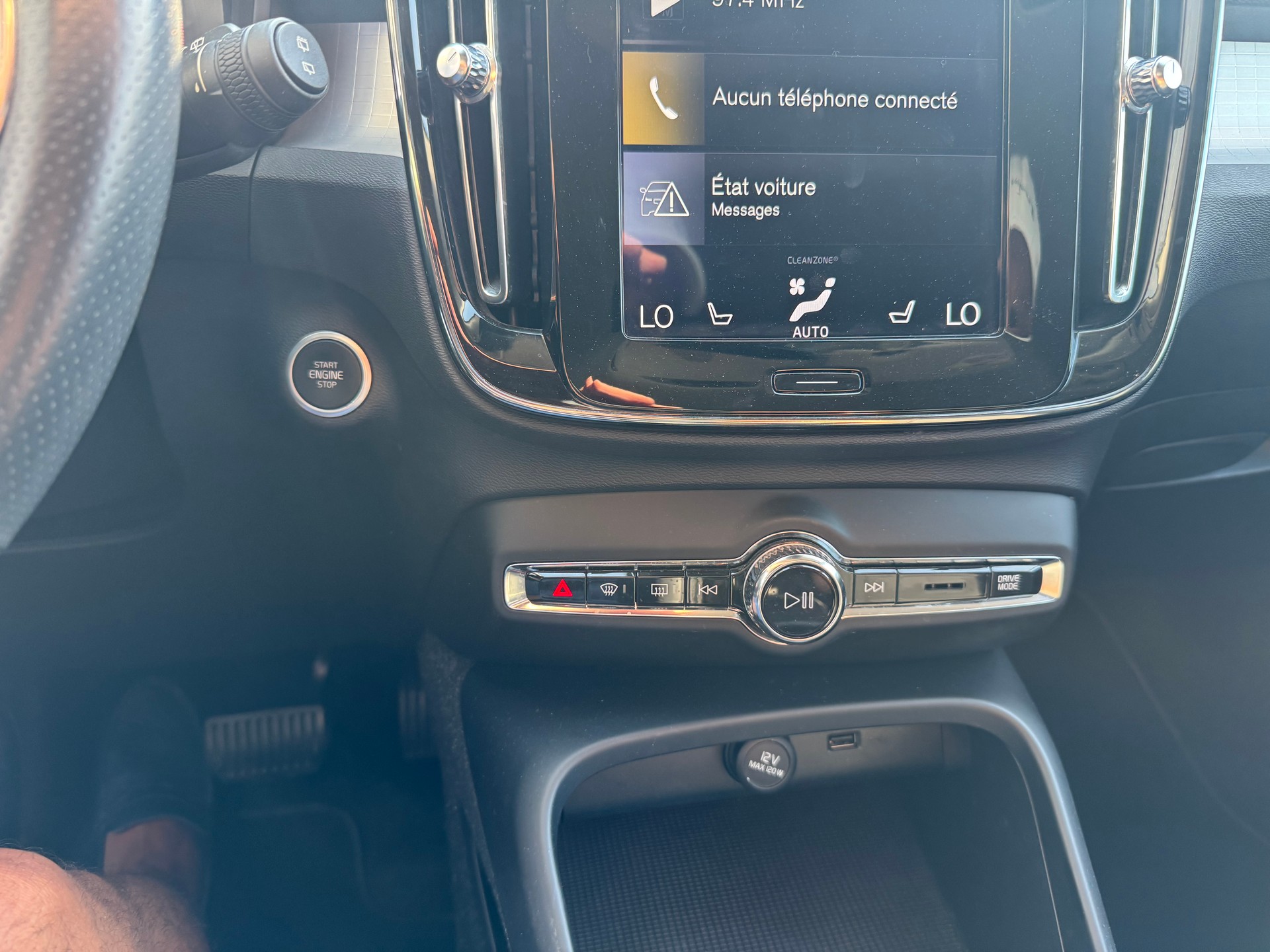 VOLVO XC40 T4 AWD Geartronic-image-22
