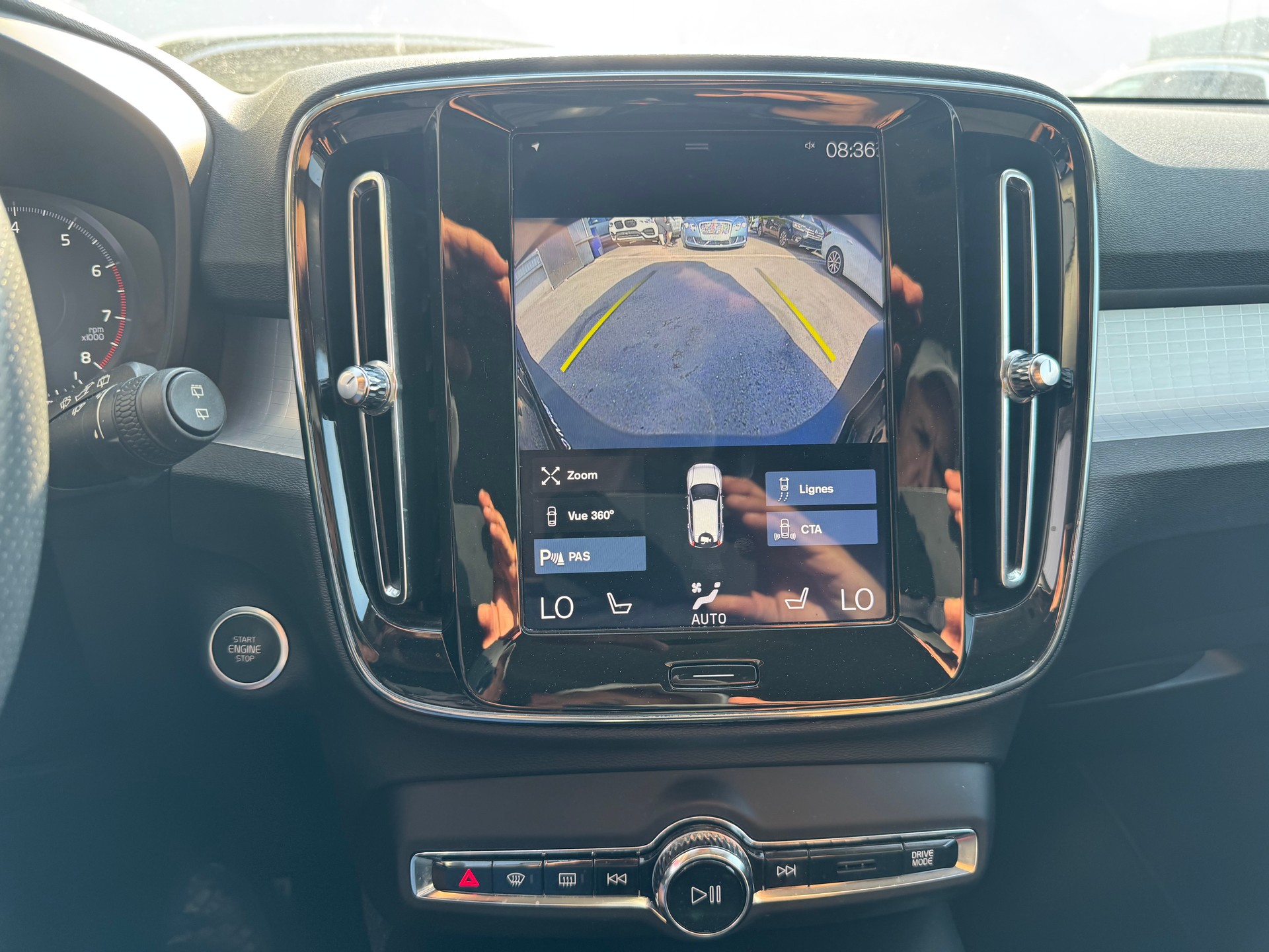 VOLVO XC40 T4 AWD Geartronic-image-27