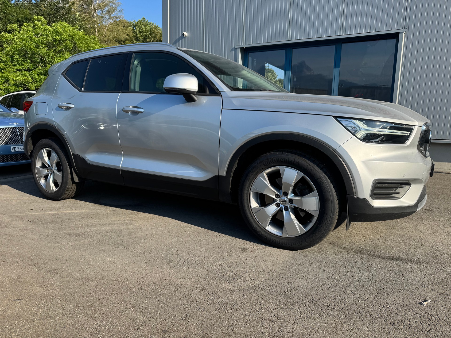 VOLVO XC40 T4 AWD Geartronic-image-4