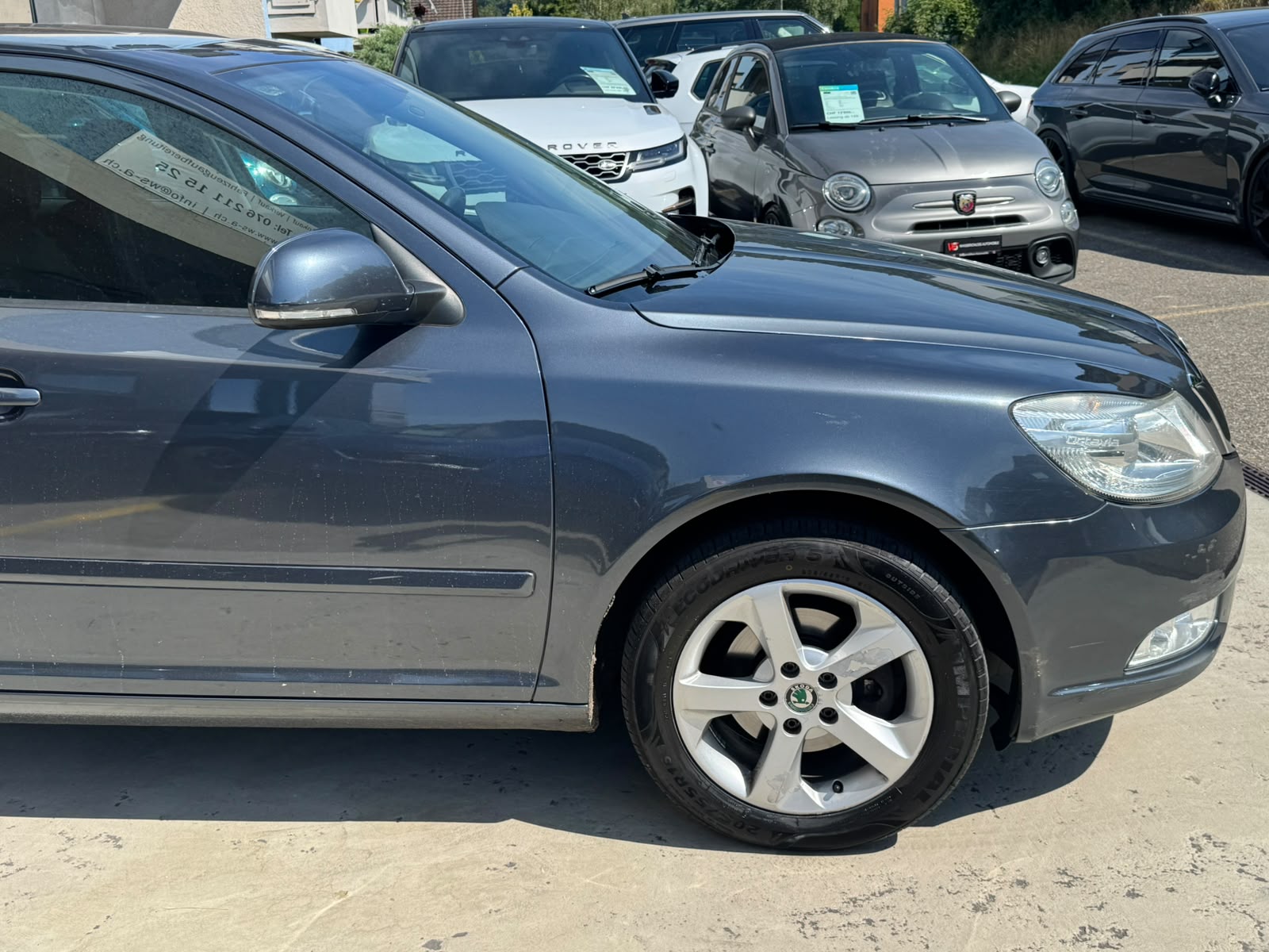 SKODA Octavia Combi 1.6 TDI Adventure 4x4-image-9