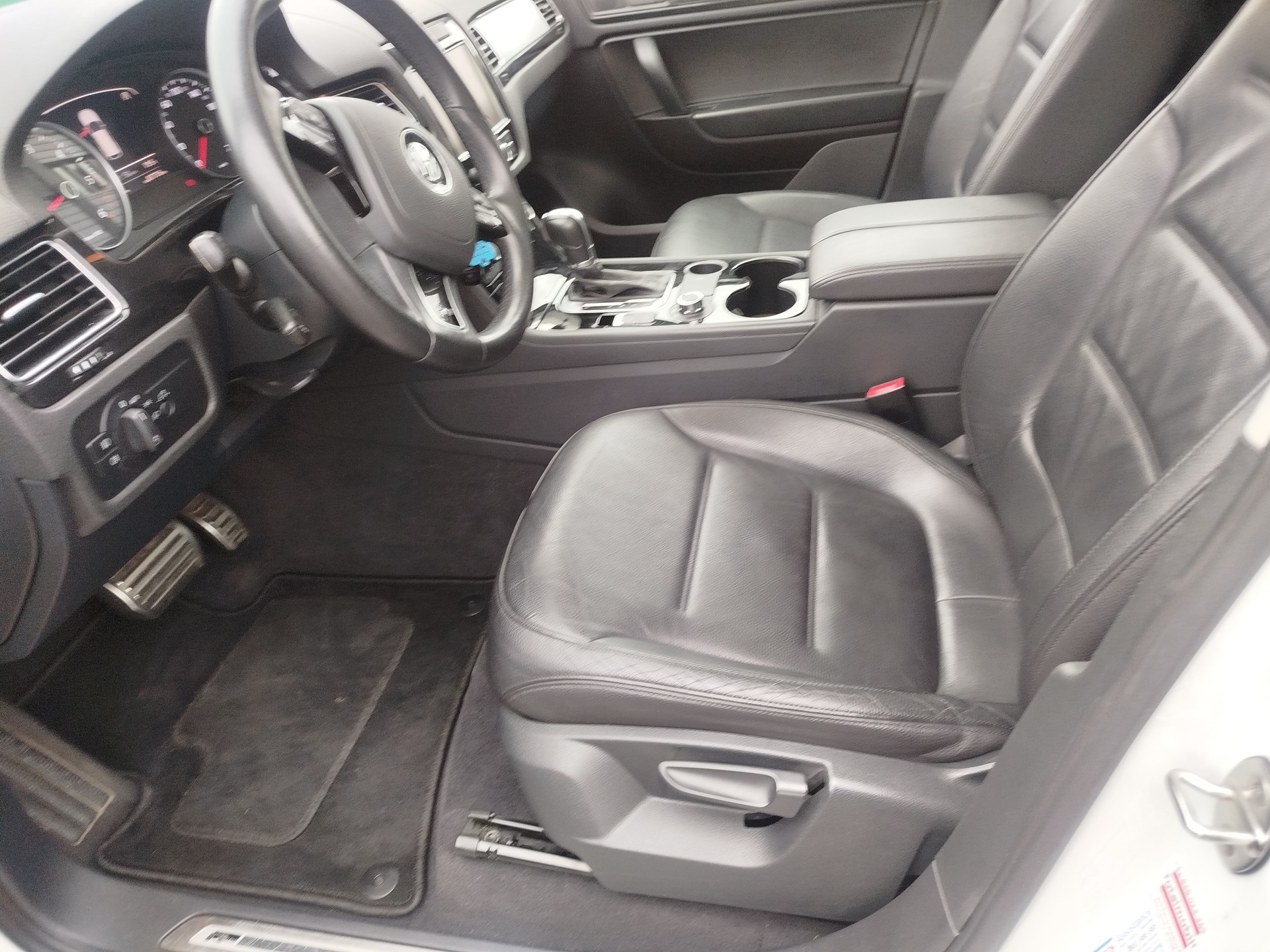 VW R-image-8