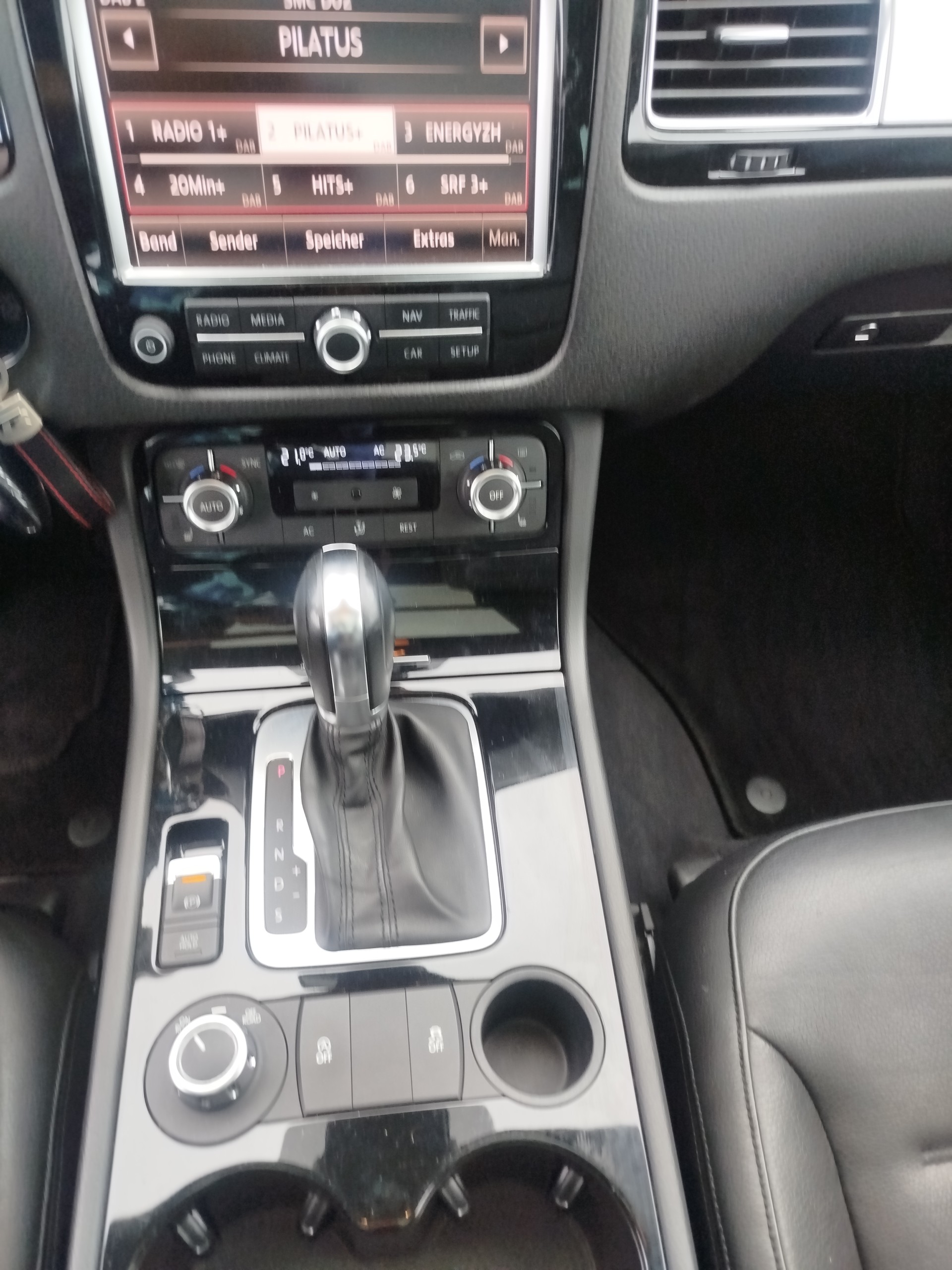 VW R-image-11