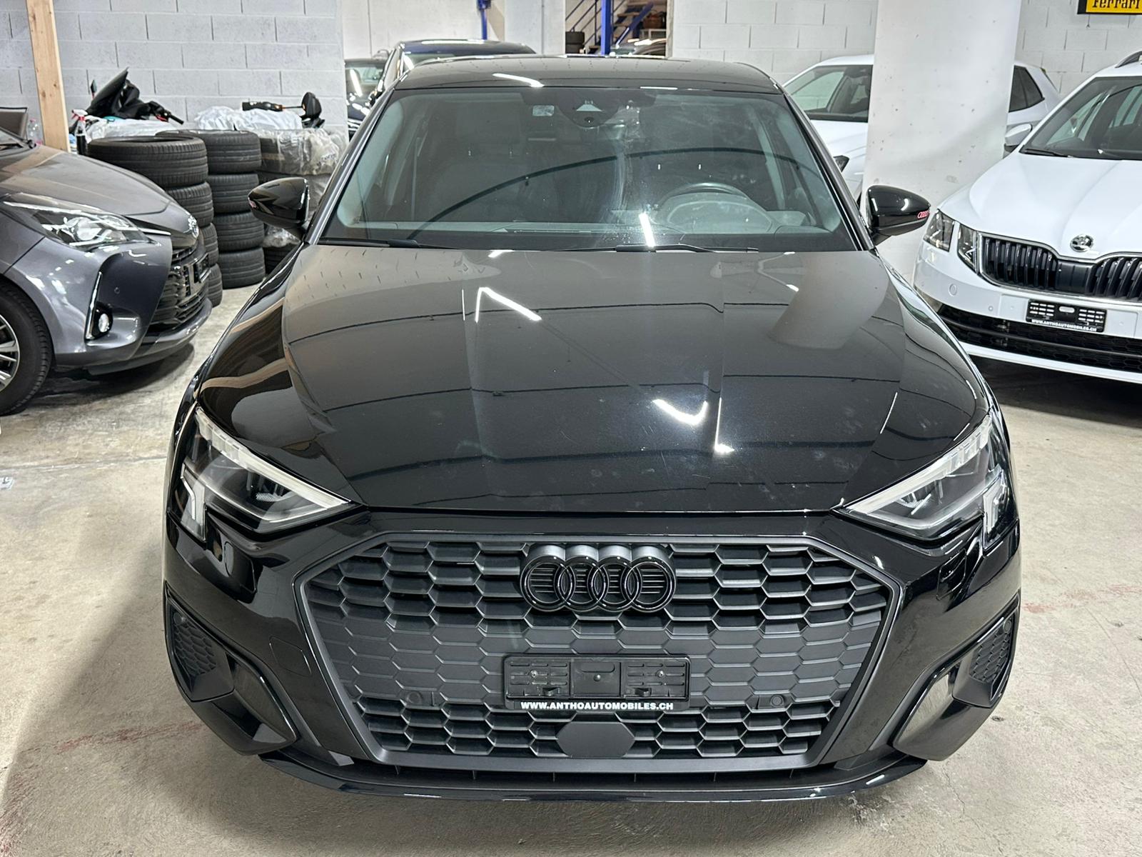 AUDI A3 Sportback 35 TFSI S line-image-2