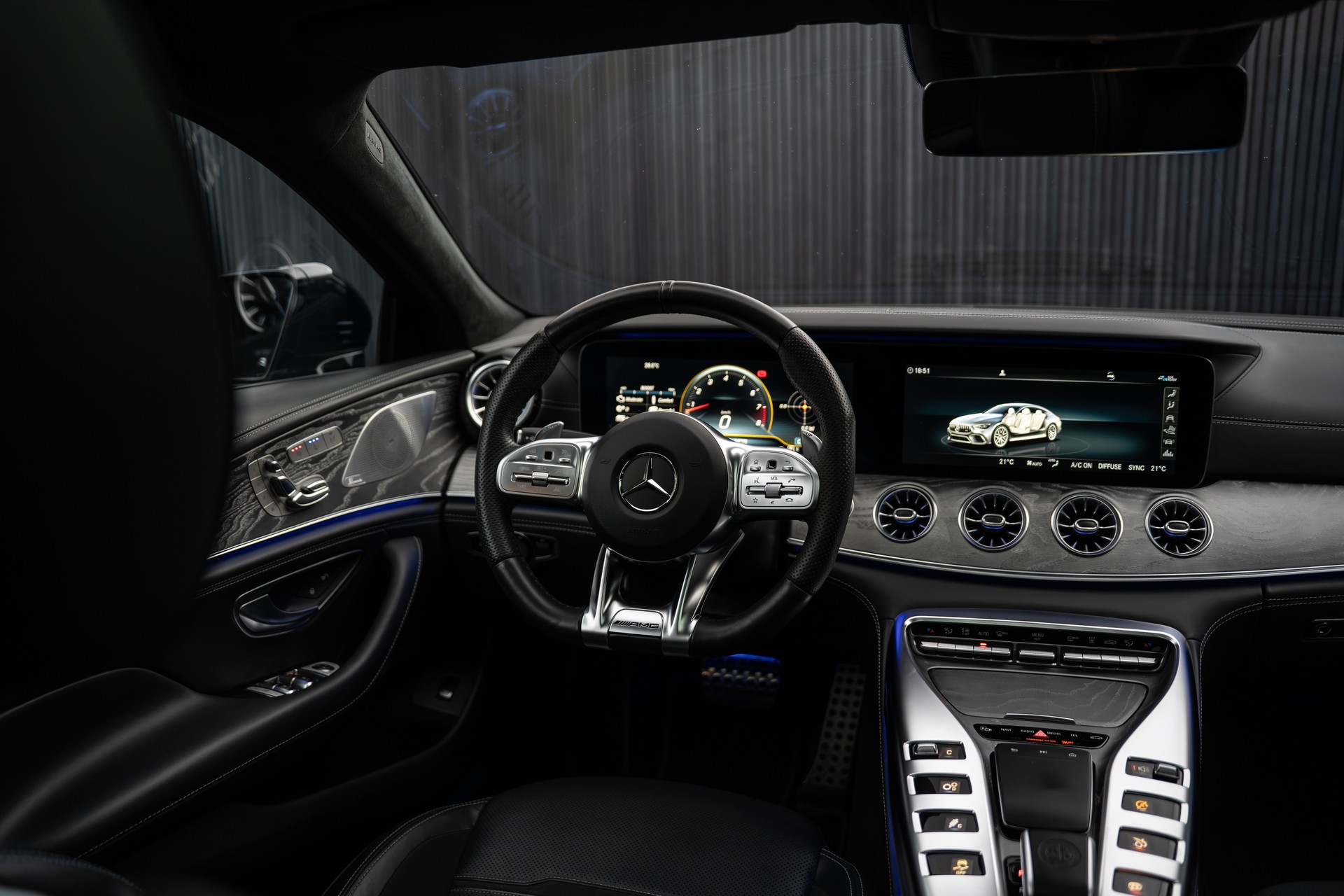 MERCEDES-BENZ AMG GT 4 63 S 4Matic+ Speedshift MCT-image-7