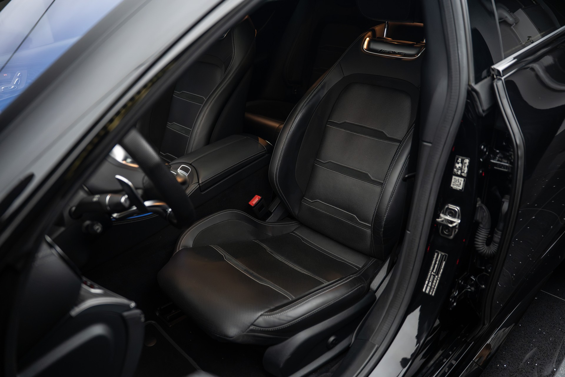 MERCEDES-BENZ AMG GT 4 63 S 4Matic+ Speedshift MCT-image-13