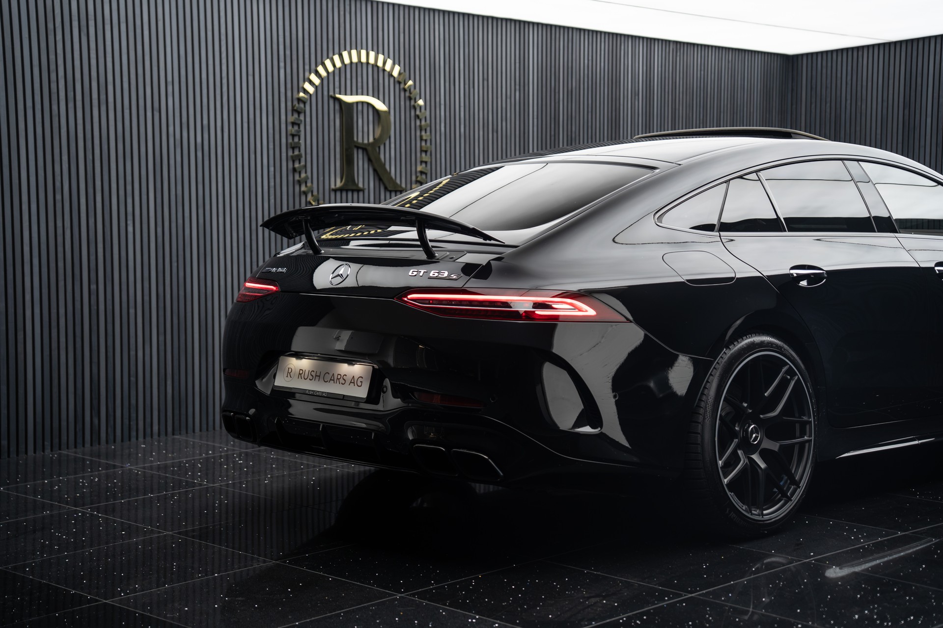 MERCEDES-BENZ AMG GT 4 63 S 4Matic+ Speedshift MCT-image-21