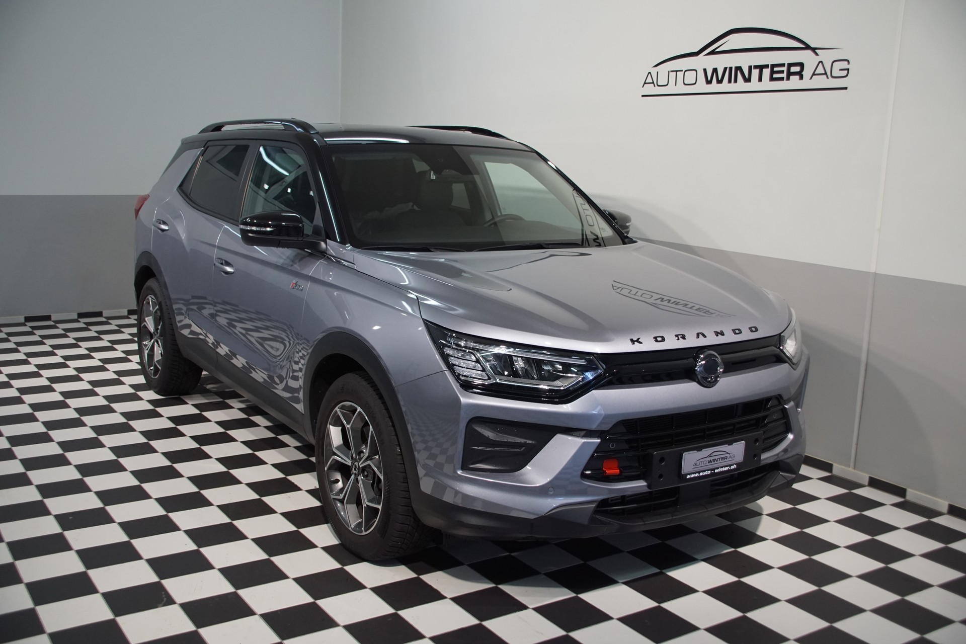 KGM-SsangYong Korando 1.5 T GDI Blackline SWISS 4WD Automat-image-0