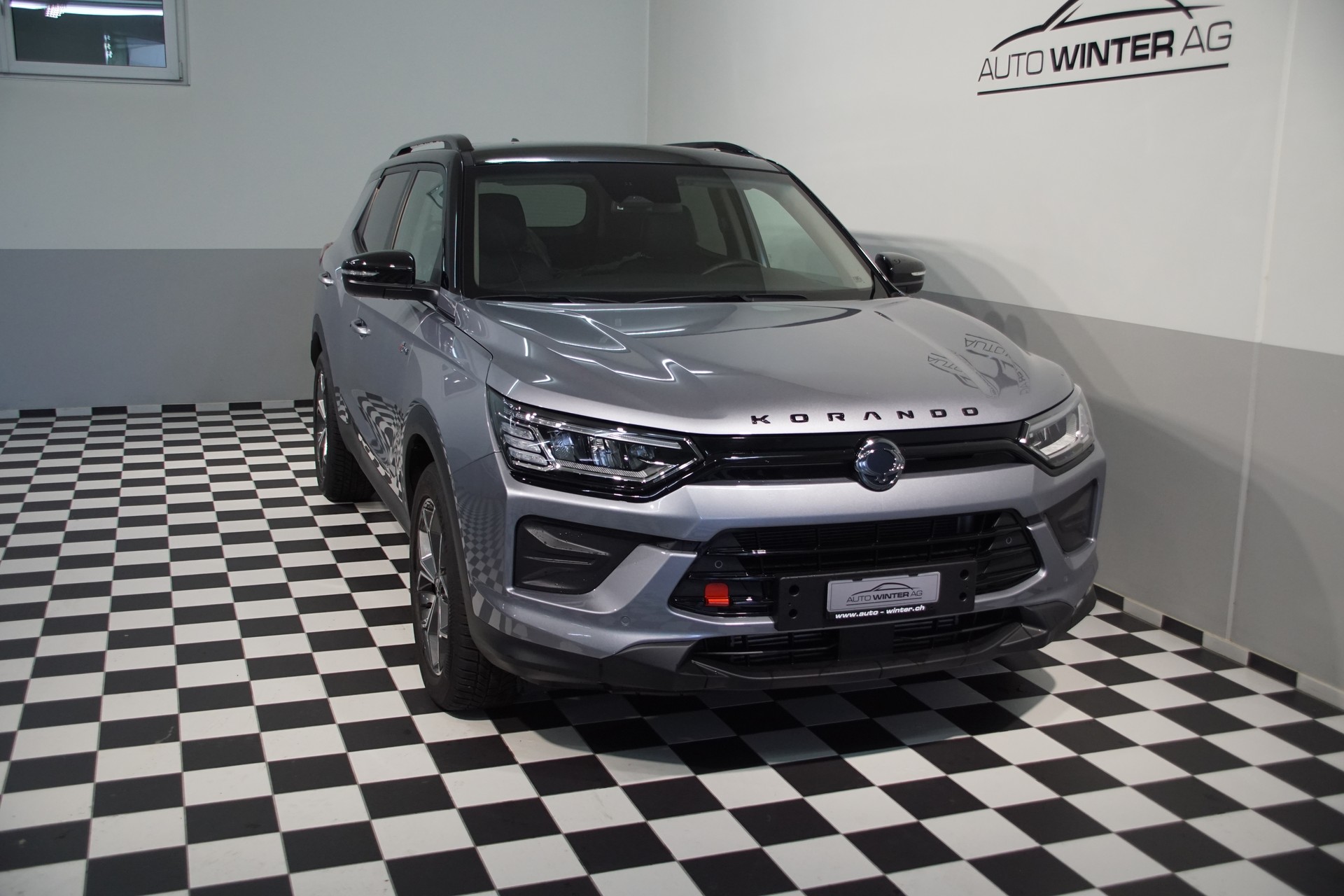 KGM-SsangYong Korando 1.5 T GDI Blackline SWISS 4WD Automat-image-3