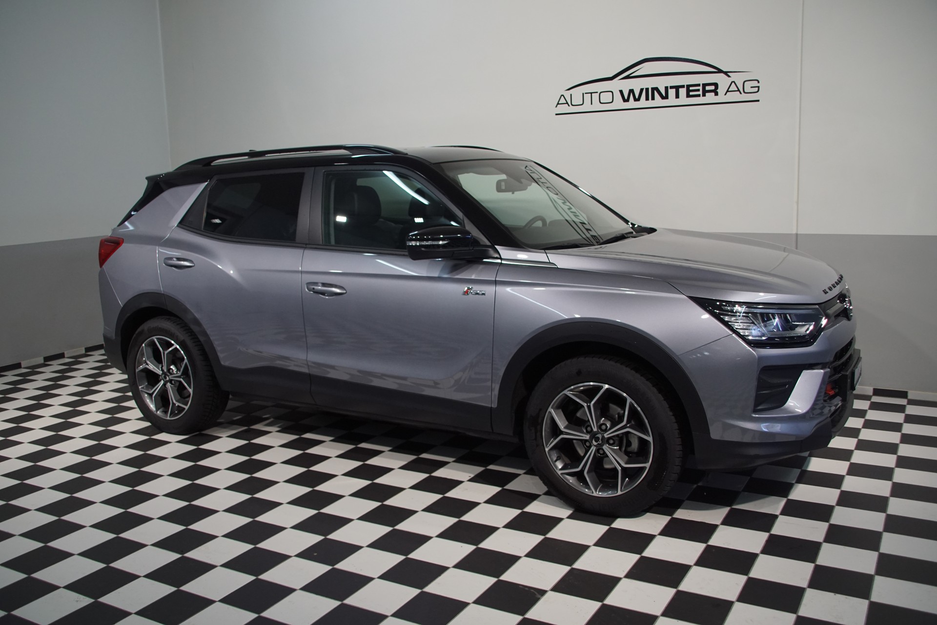 KGM-SsangYong Korando 1.5 T GDI Blackline SWISS 4WD Automat-image-2