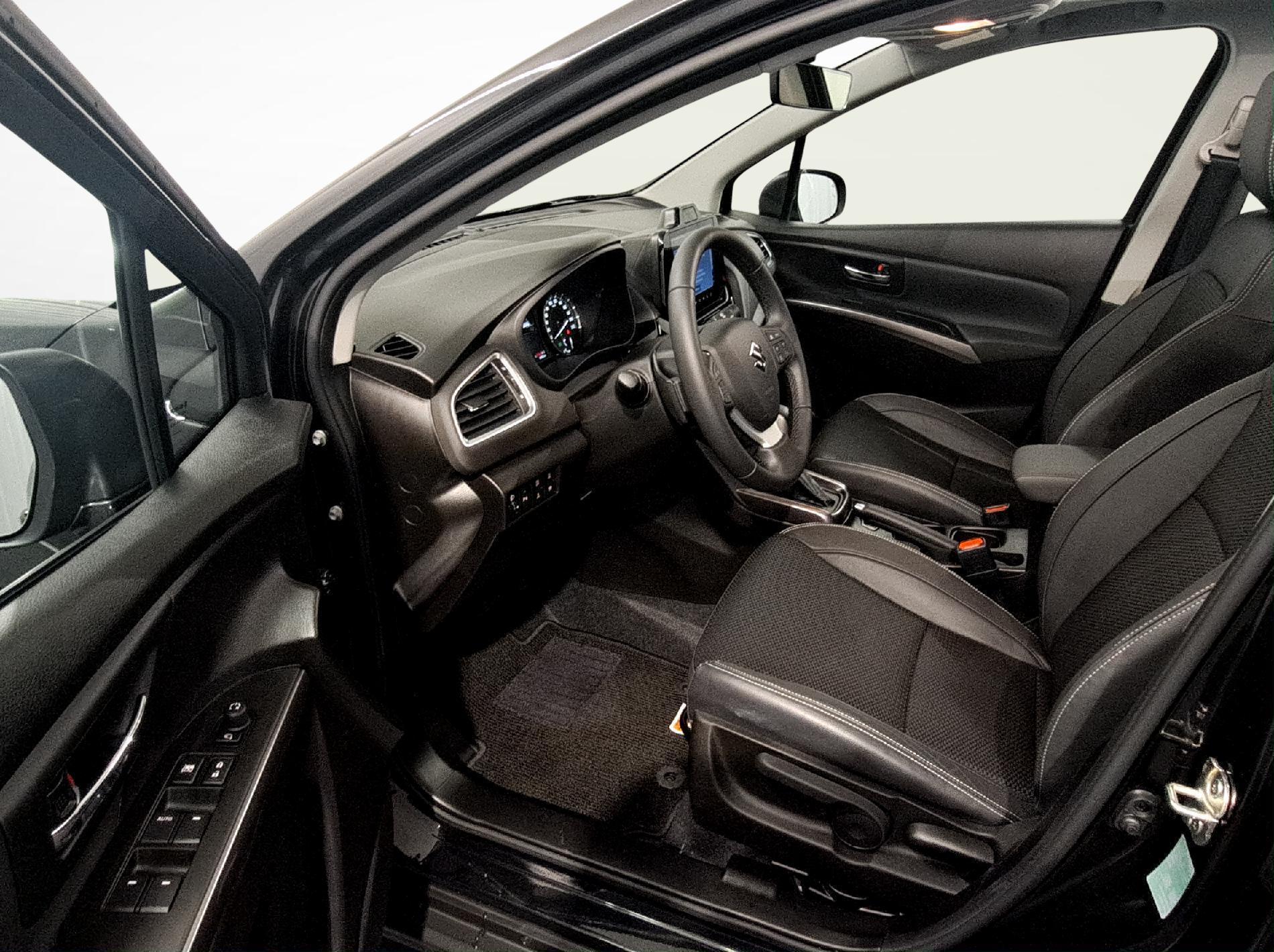 SUZUKI S-Cross 1.4 T Compact Top Hybrid 4x4-image-15