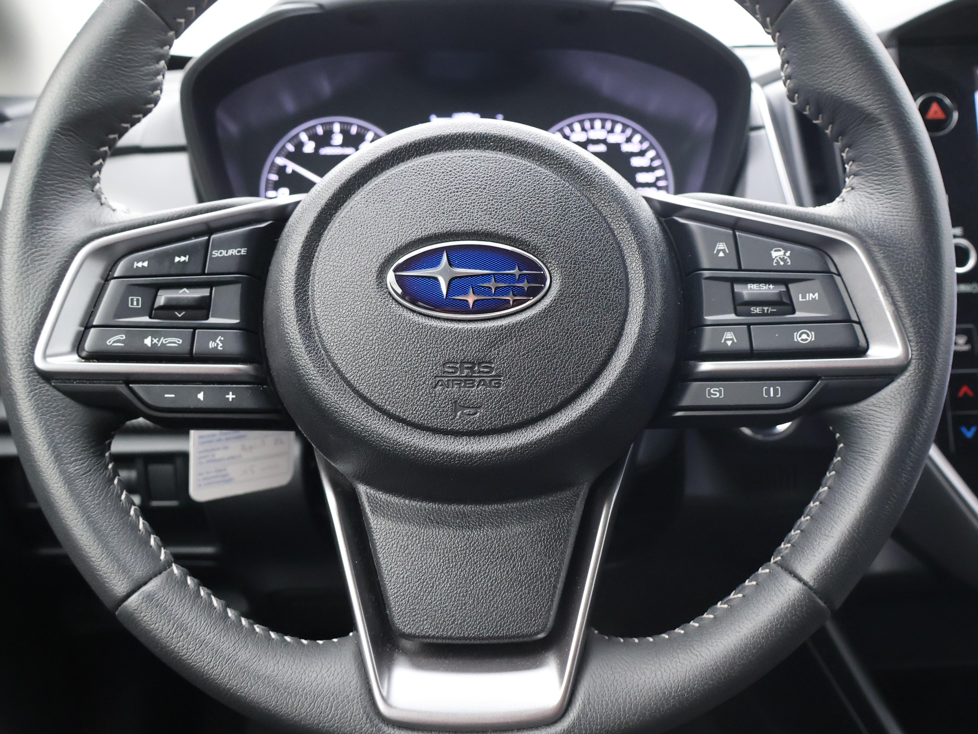 SUBARU Crosstrek 2.0i e-Boxer Swiss Plus-image-16