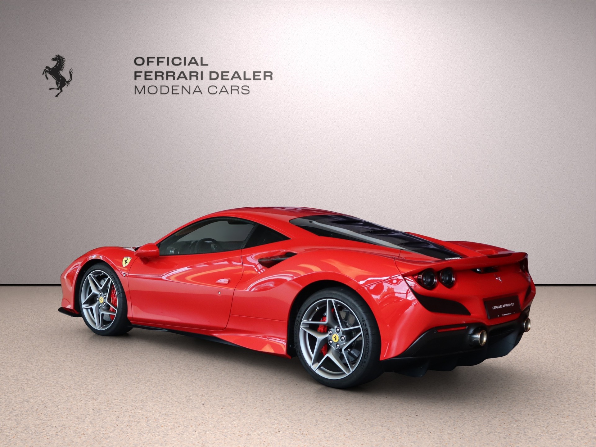 FERRARI F8 Tributo-image-9