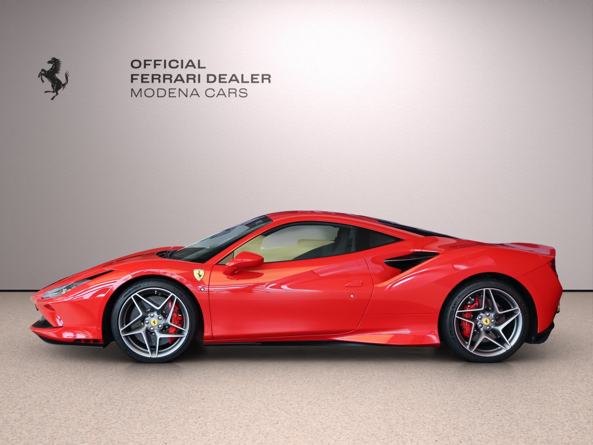 FERRARI F8 Tributo-image-7