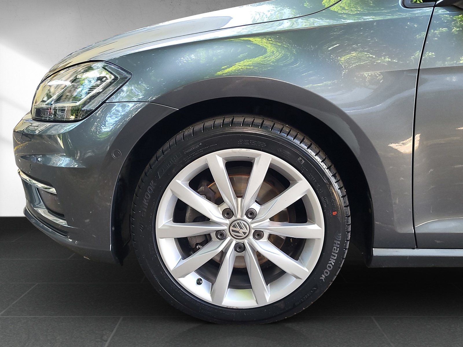 VW Golf Variant Highline 2.0TDI 150PS DSG 4Motion-image-18