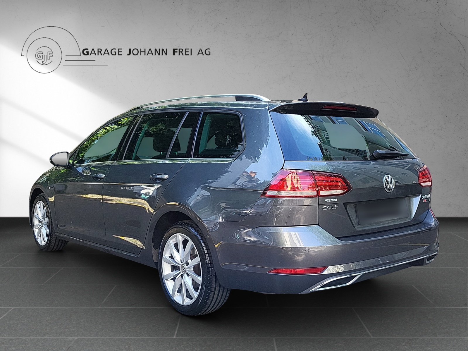 VW Golf Variant Highline 2.0TDI 150PS DSG 4Motion-image-2