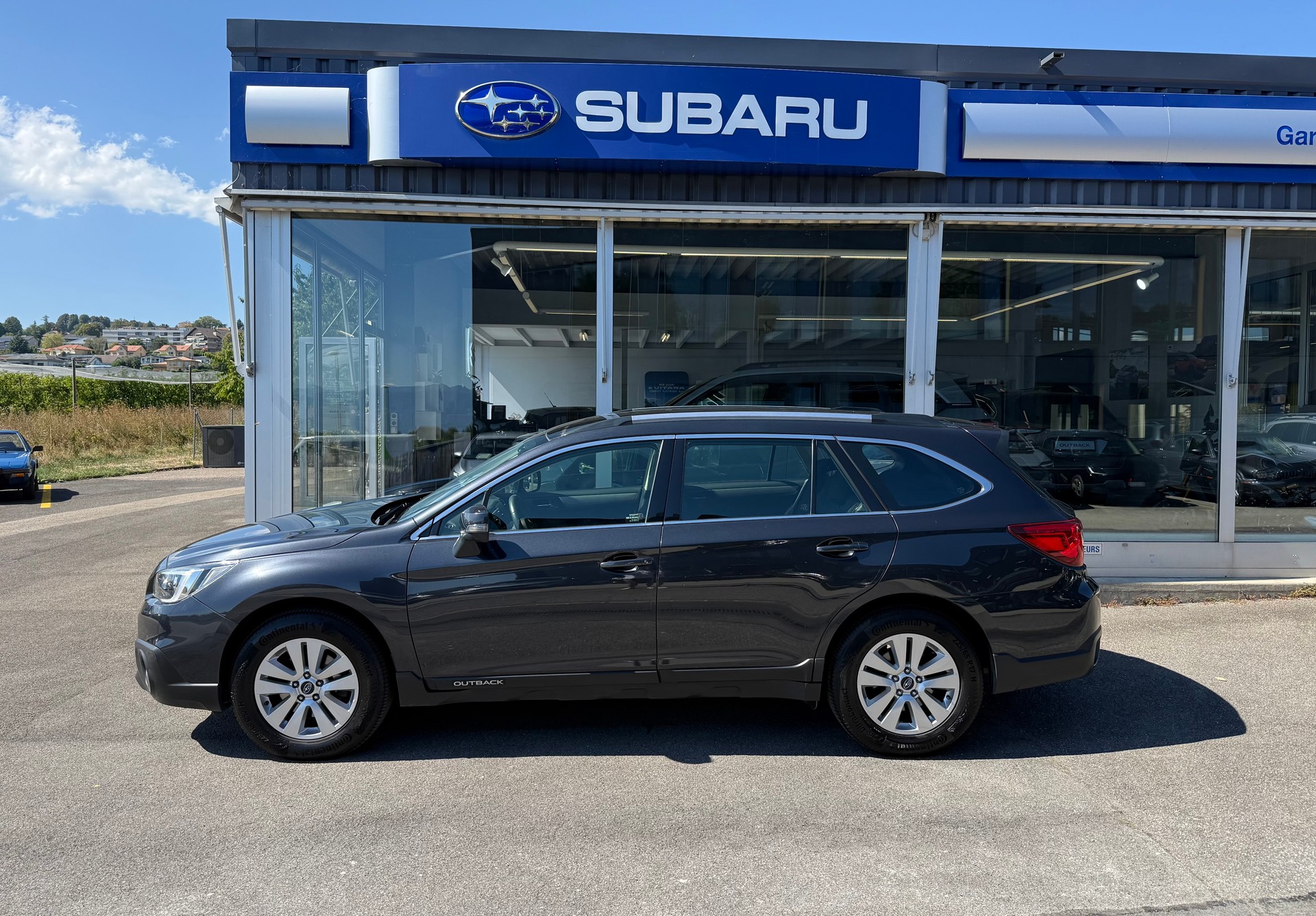 SUBARU Outback 2.5i Swiss AWD Lineartronic-image-3