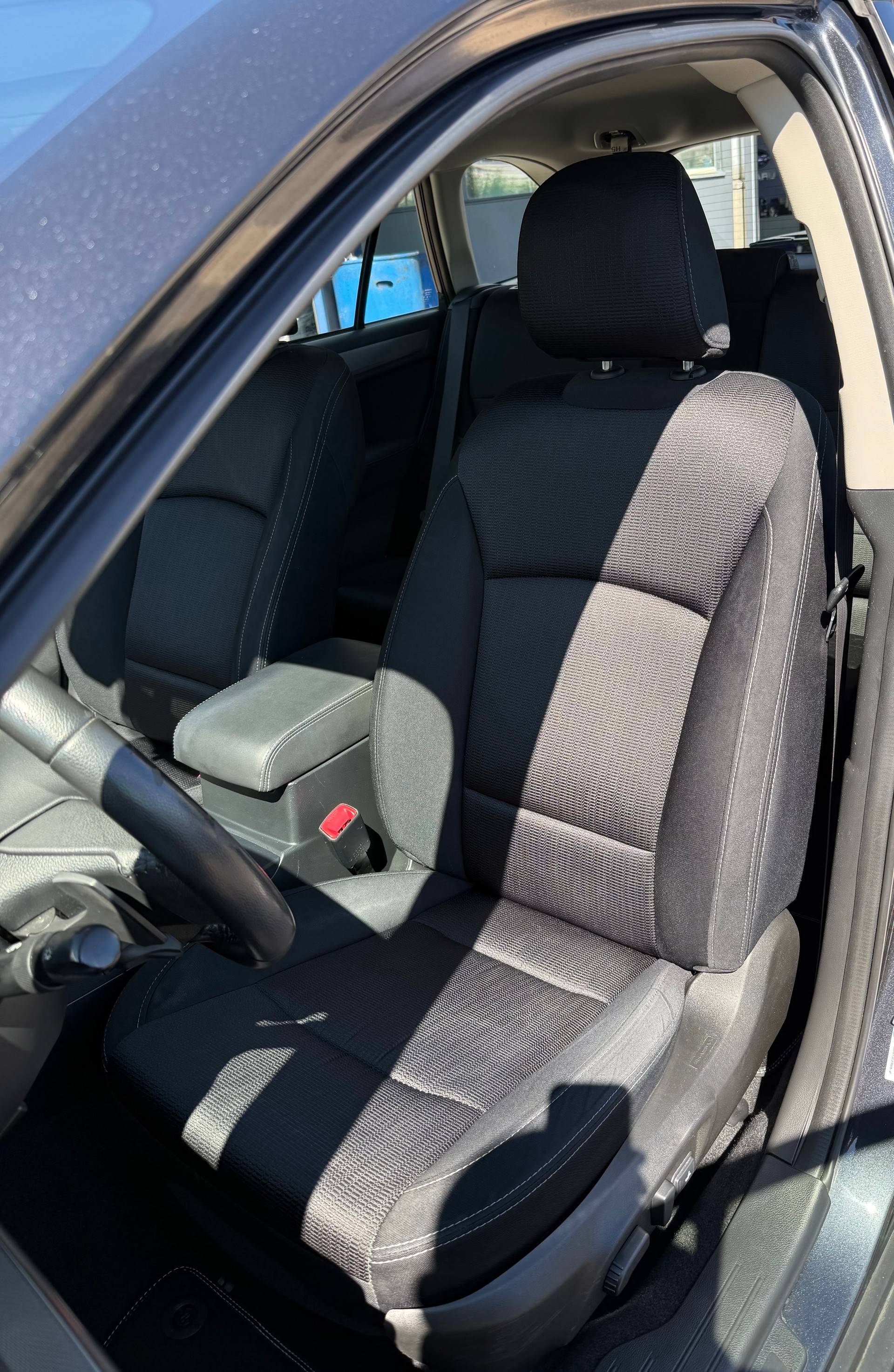 SUBARU Outback 2.5i Swiss AWD Lineartronic-image-7