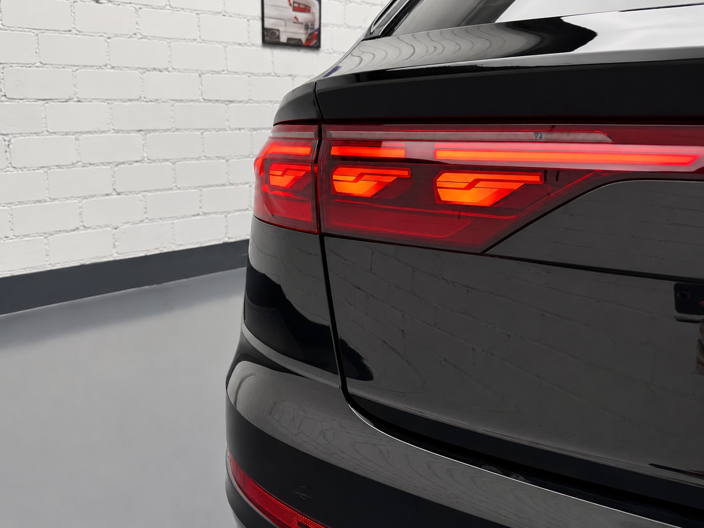 AUDI Q8 SUV 50 TDI quattro tiptronic S-Line-image-17