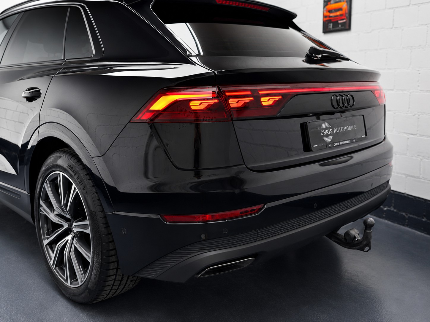 AUDI Q8 SUV 50 TDI quattro tiptronic S-Line-image-16