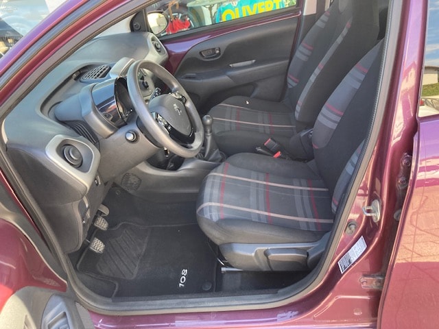 PEUGEOT 108 1.2 VTi Active-image-7