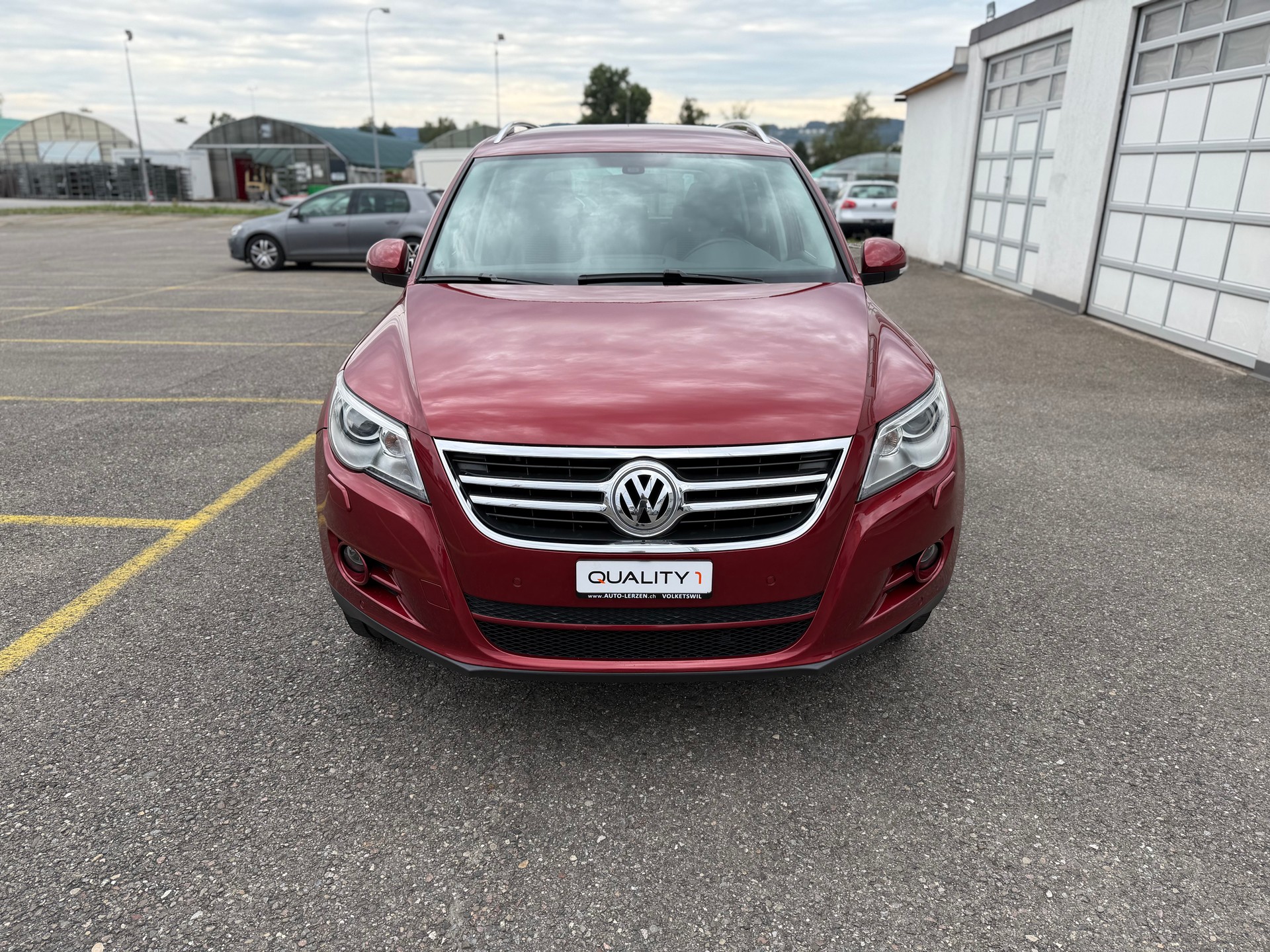 VW Tiguan 2.0 TDI Sport&Style Tiptronic 4x4-image-2