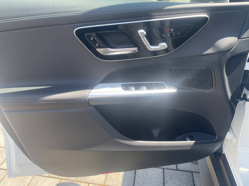 MERCEDES-BENZ GLC 220 d 4MATIC Coupé-image-11