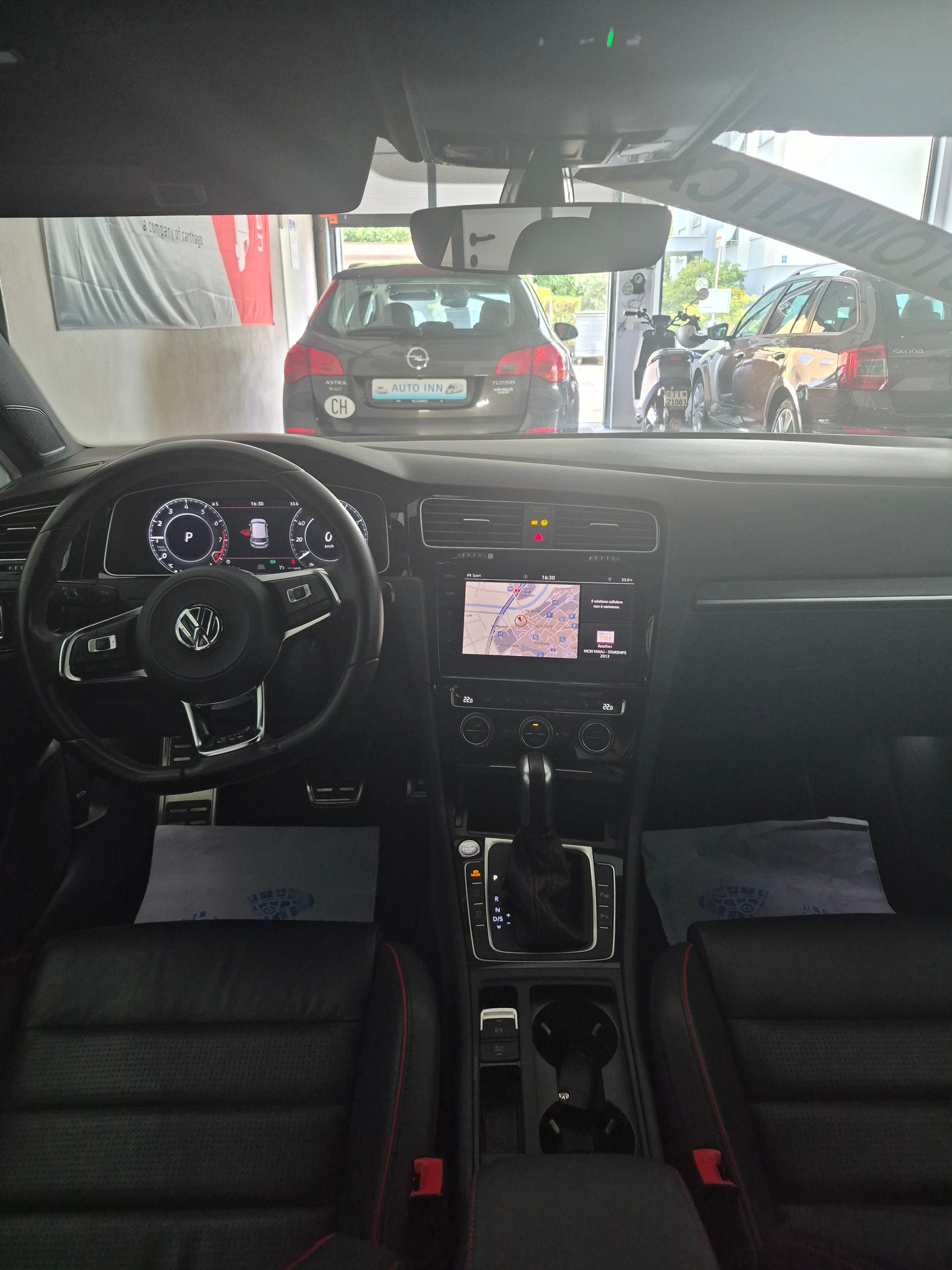 VW Golf 2.0 TSI GTI Performance DSG-image-5