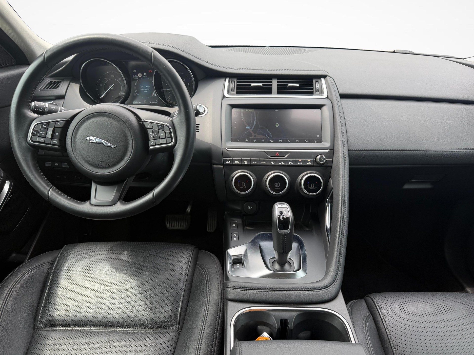 JAGUAR E-Pace 2.0 T 200 SE AWD-image-10