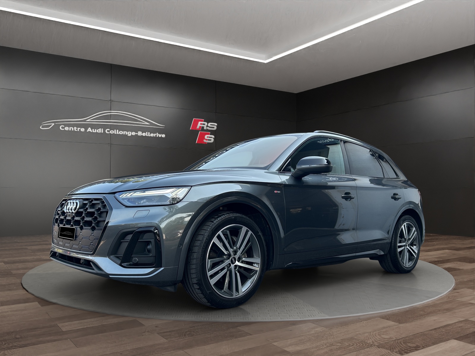 AUDI Q5 40 TDI Black Edition quattro S-tronic-image-0
