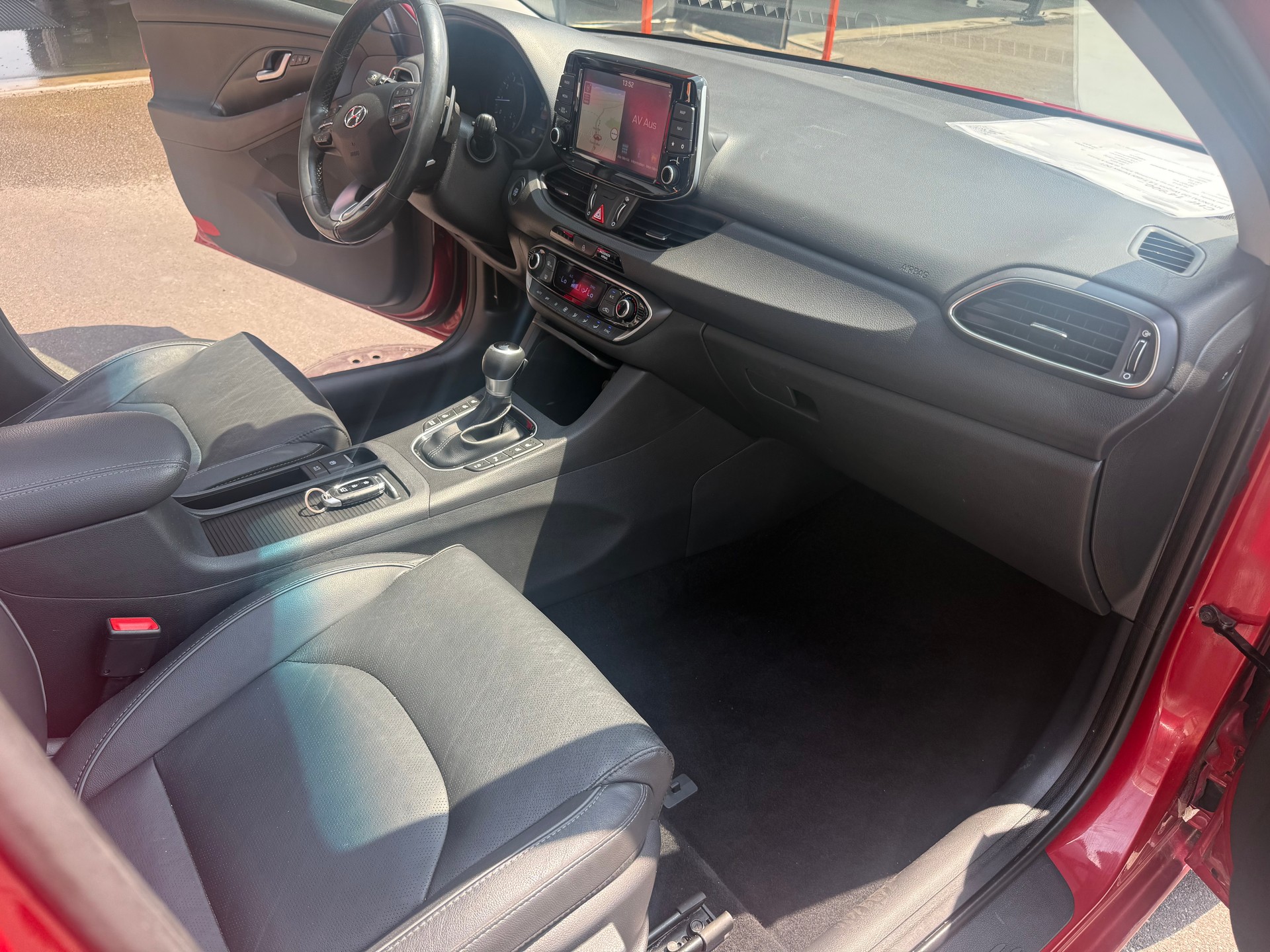 HYUNDAI i30 Wagon 1.4 T-GDi Vertex DCT-image-11