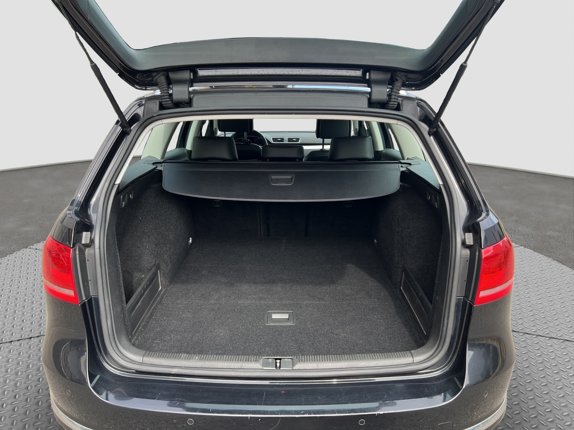 VW Passat Variant 1.8 TSI Comfortline DSG-image-15