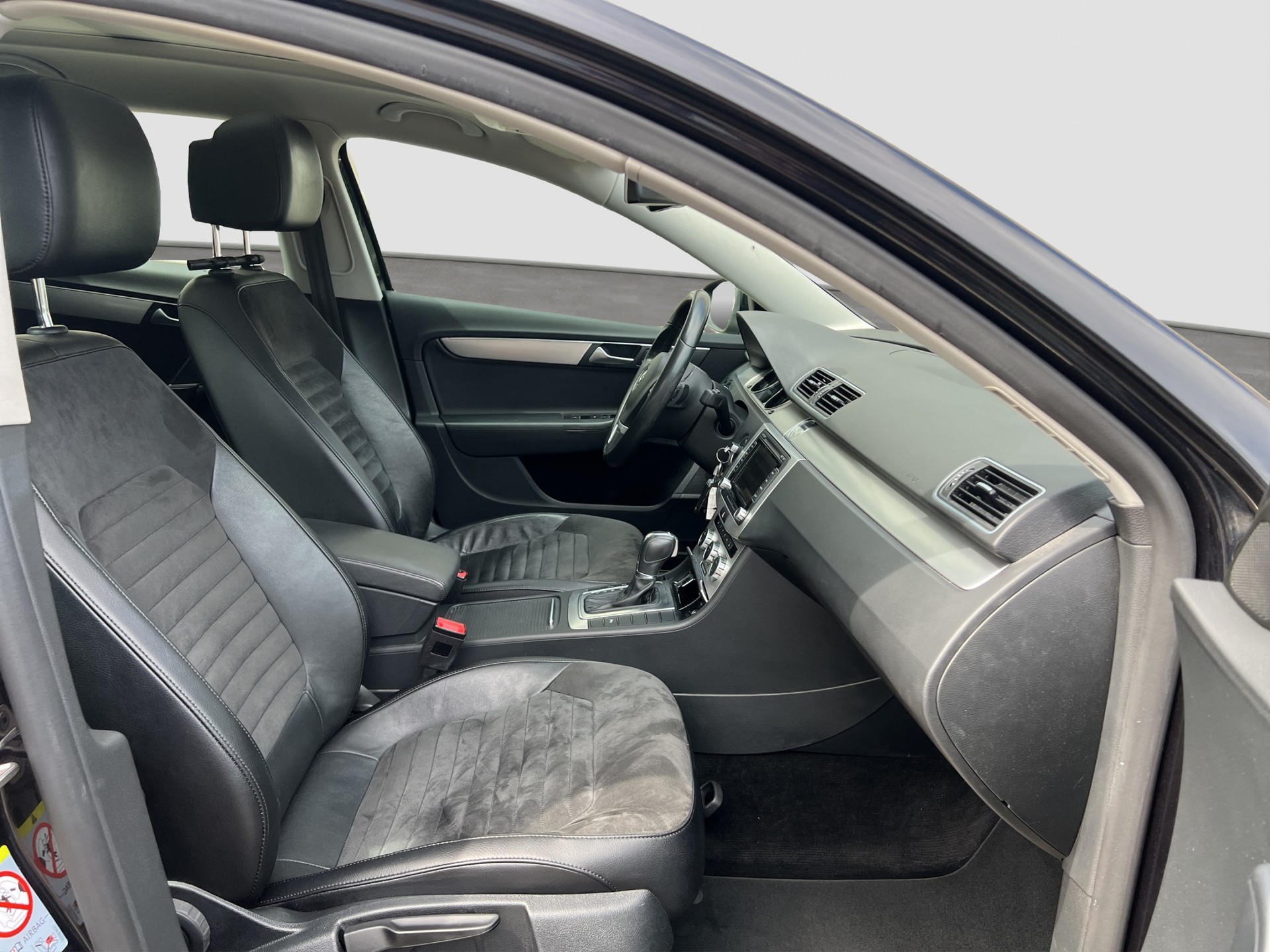 VW Passat Variant 1.8 TSI Comfortline DSG-image-12