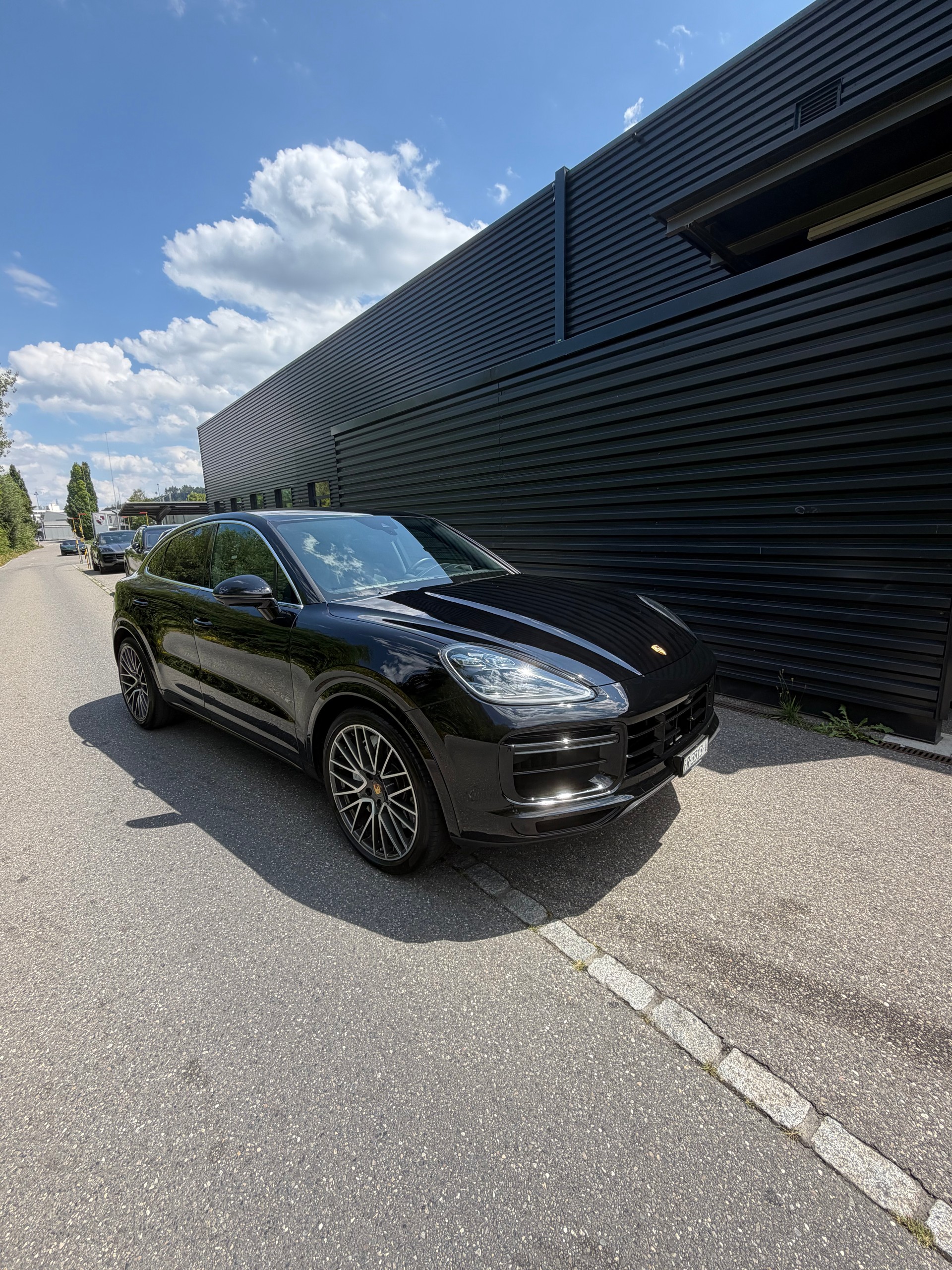 PORSCHE Cayenne Turbo Coupé-showroom-element-1