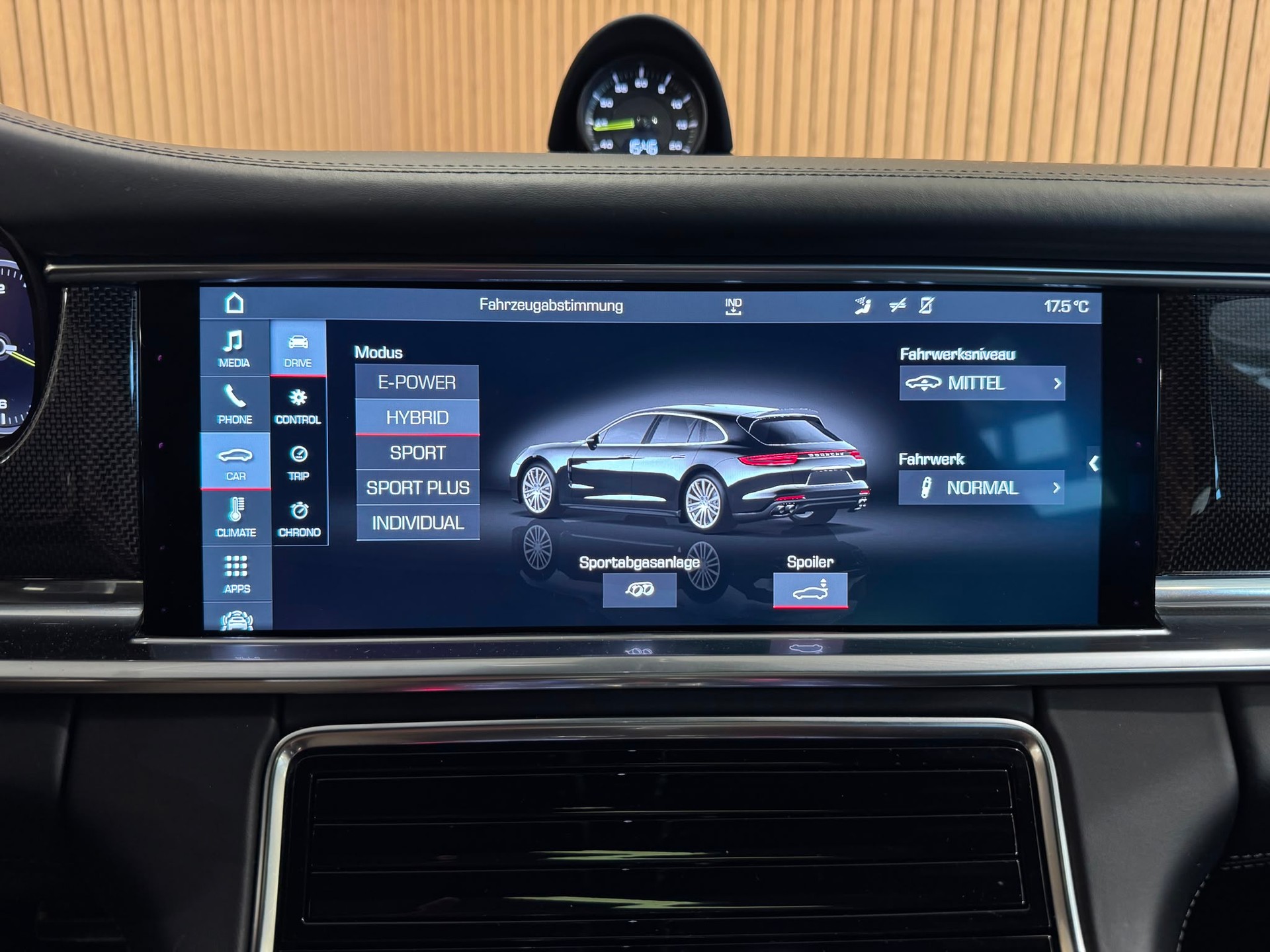 PORSCHE Panamera 4 E-Hybrid Sport Turismo PDK-image-19