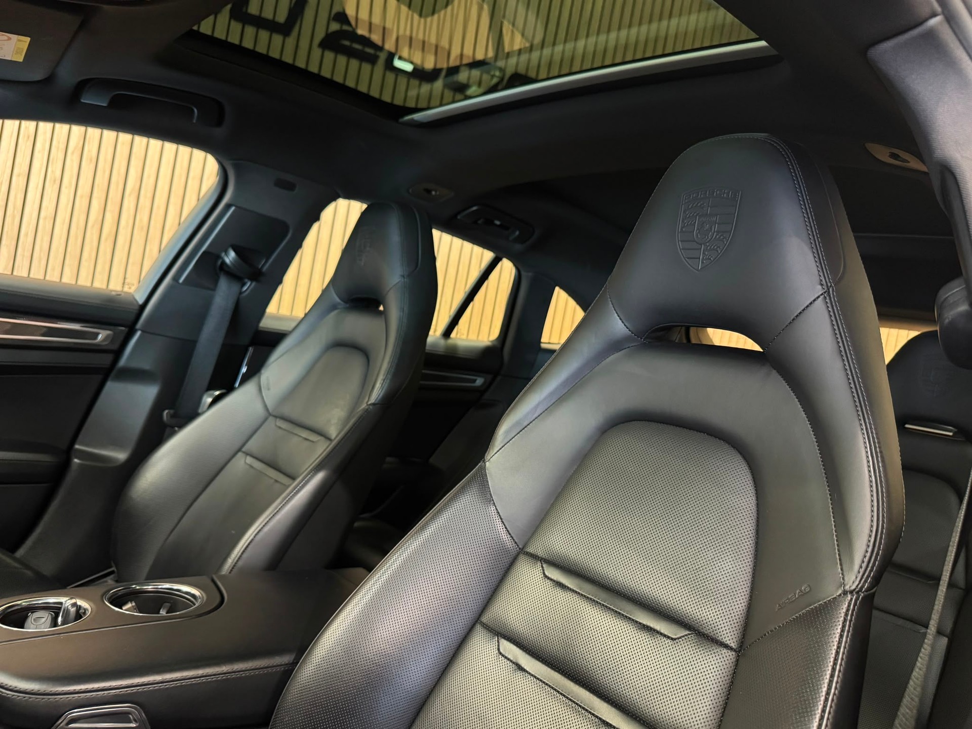PORSCHE Panamera 4 E-Hybrid Sport Turismo PDK-image-26