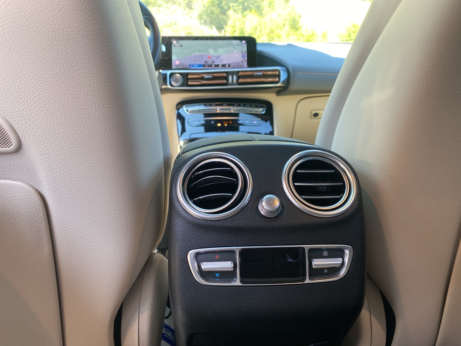 MERCEDES-BENZ EQC 400 4Matic EQ Star-image-9