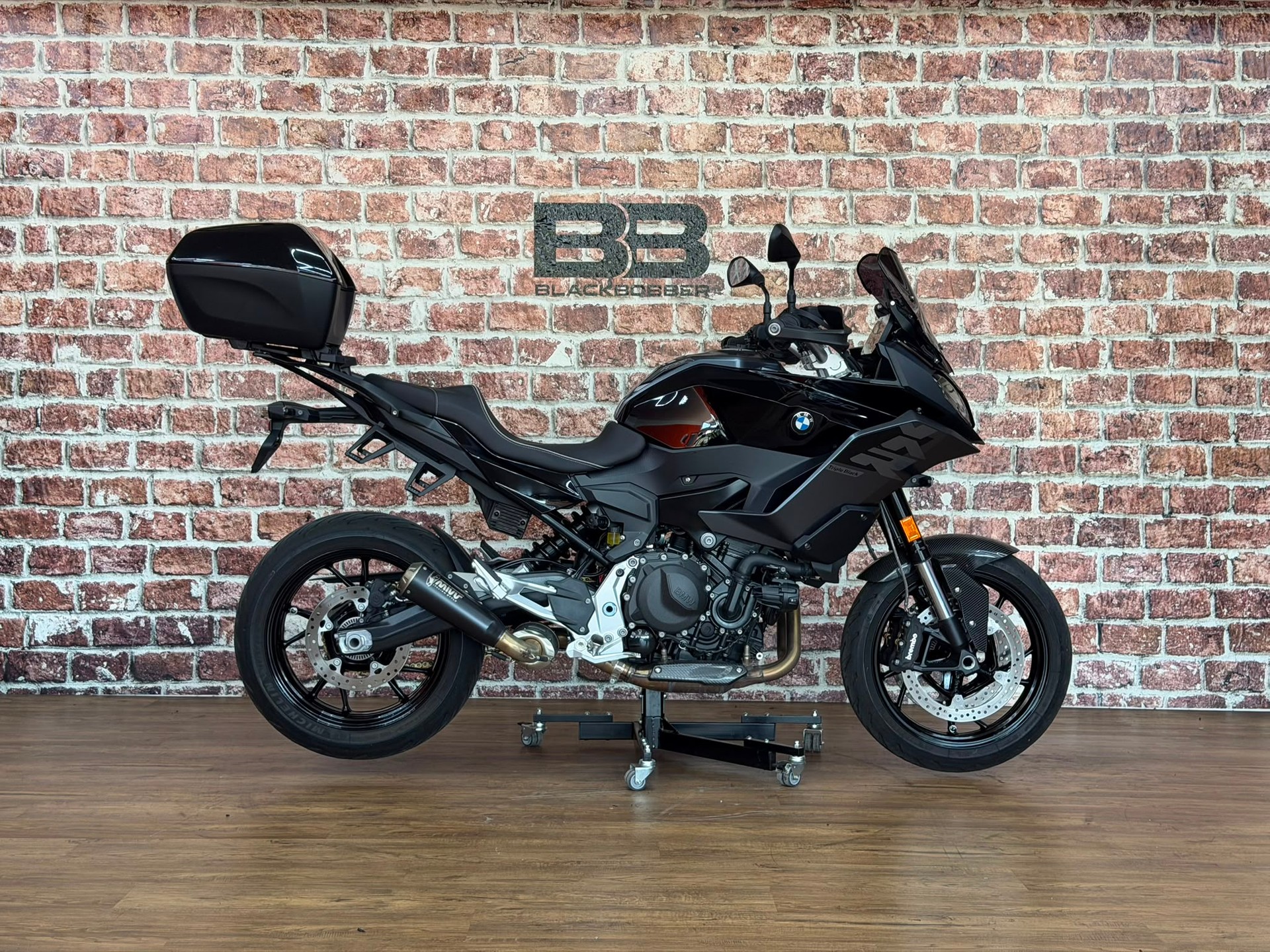 BMW F 900 XR ABS-showroom-element-1