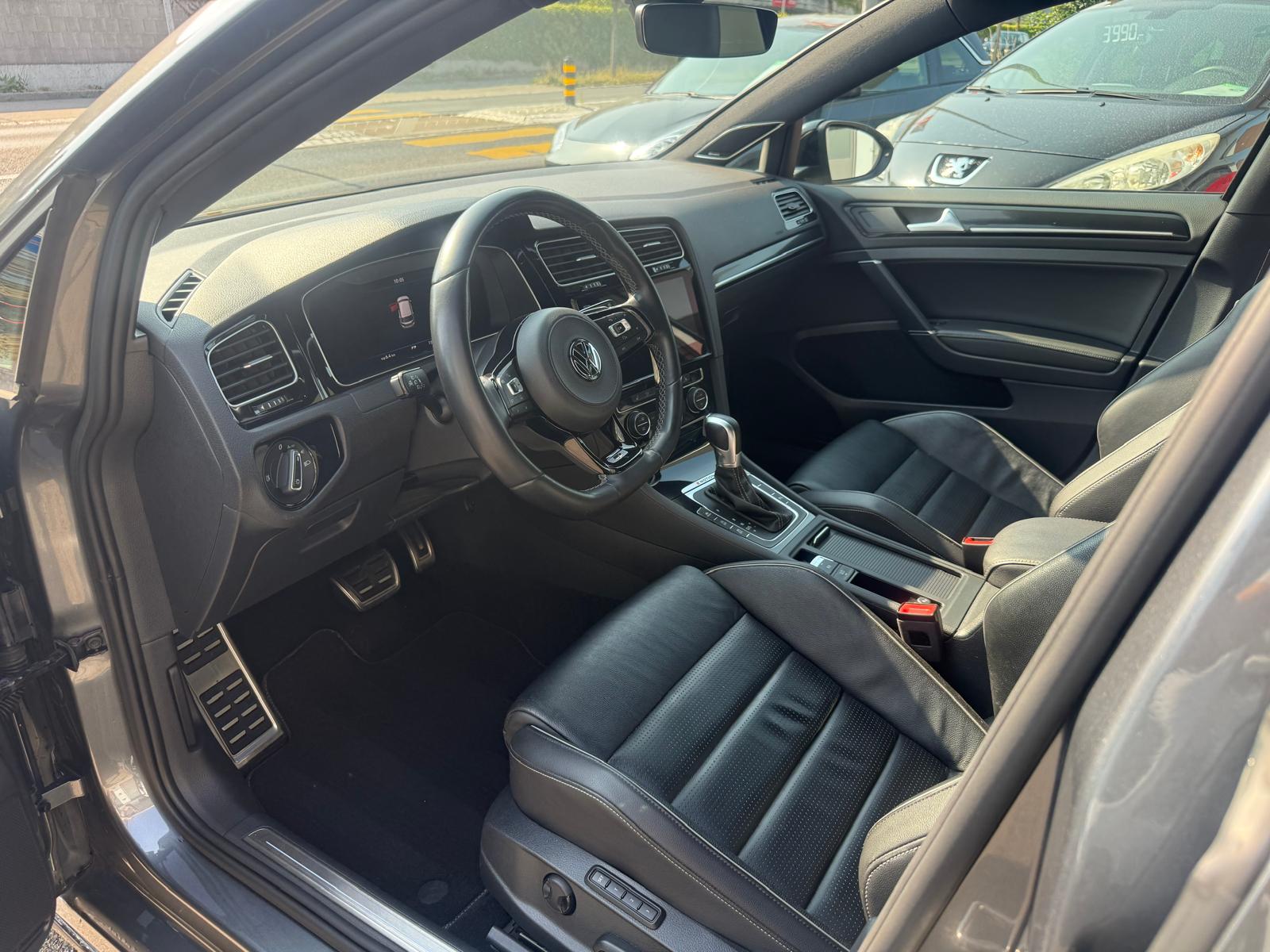 VW Golf 2.0 TSI R 4Motion DSG-image-8