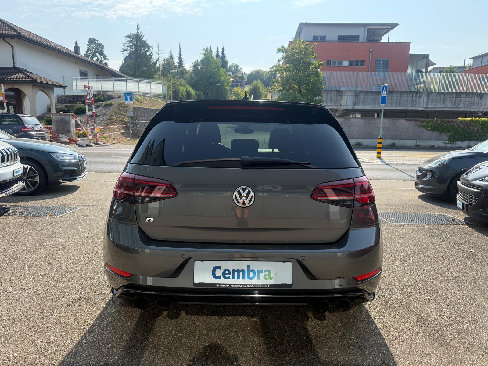 VW Golf 2.0 TSI R 4Motion DSG-image-3