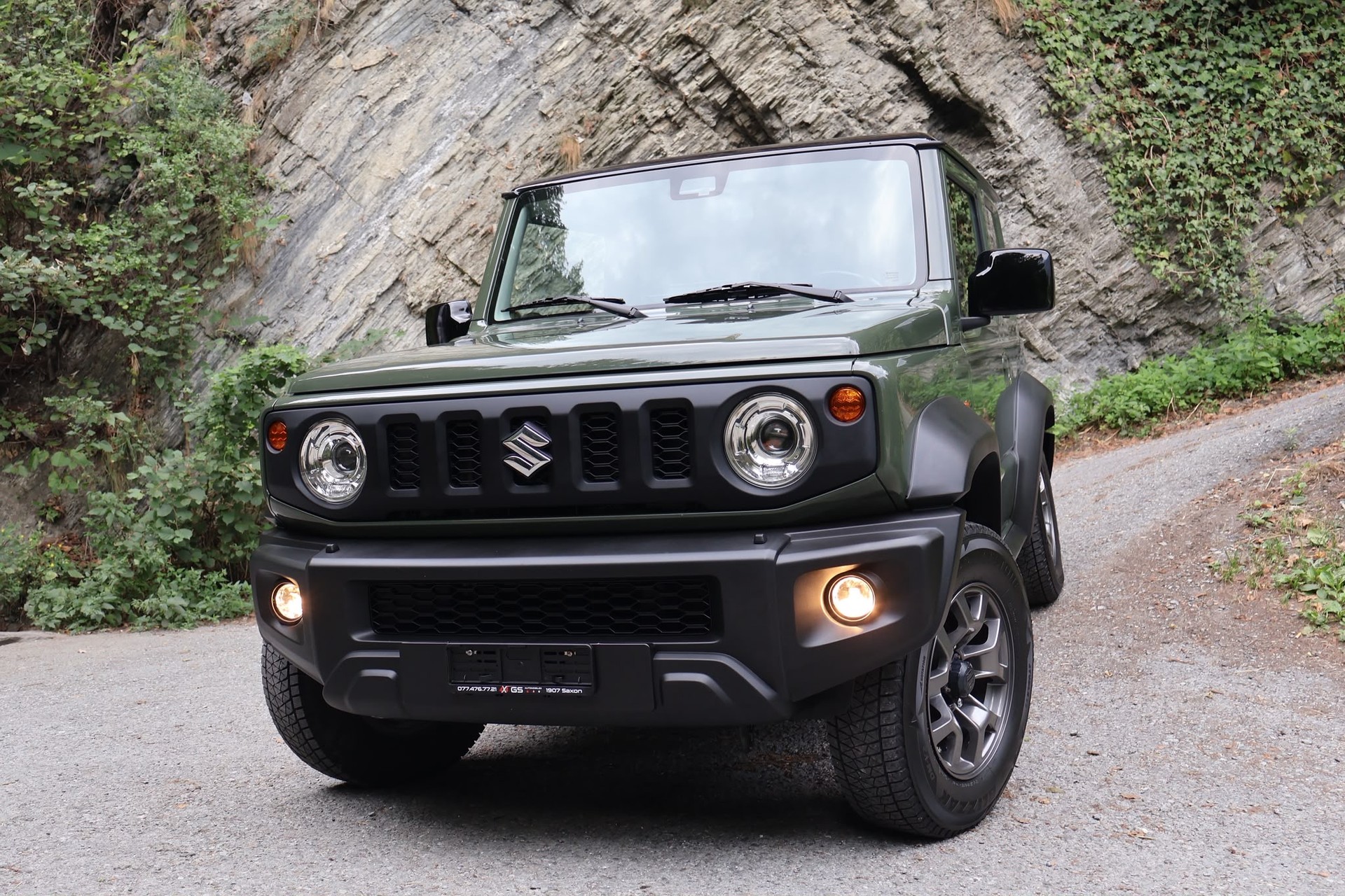 SUZUKI Jimny 1.5 Compact+ 4x4-image-3