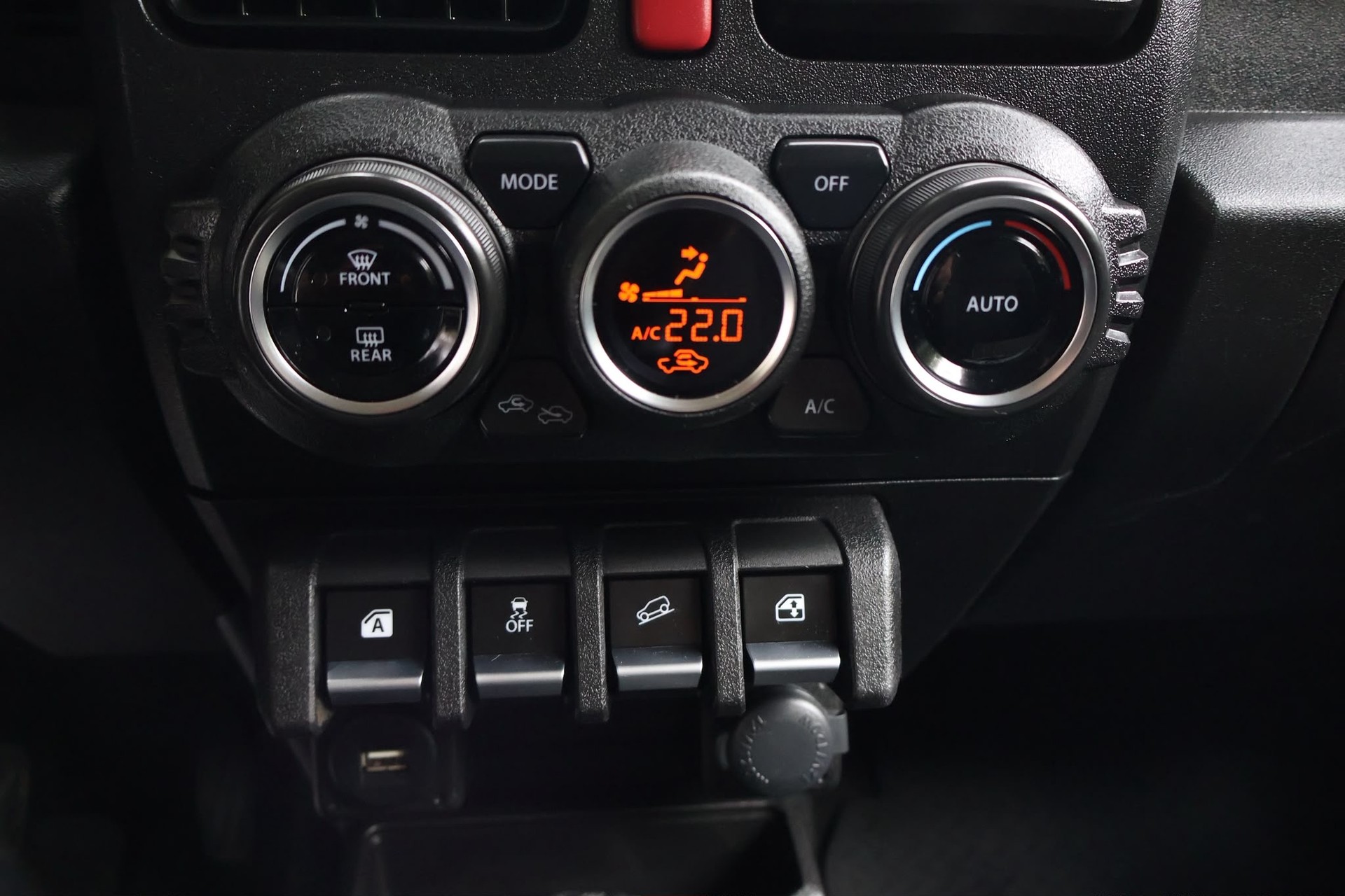 SUZUKI Jimny 1.5 Compact+ 4x4-image-12