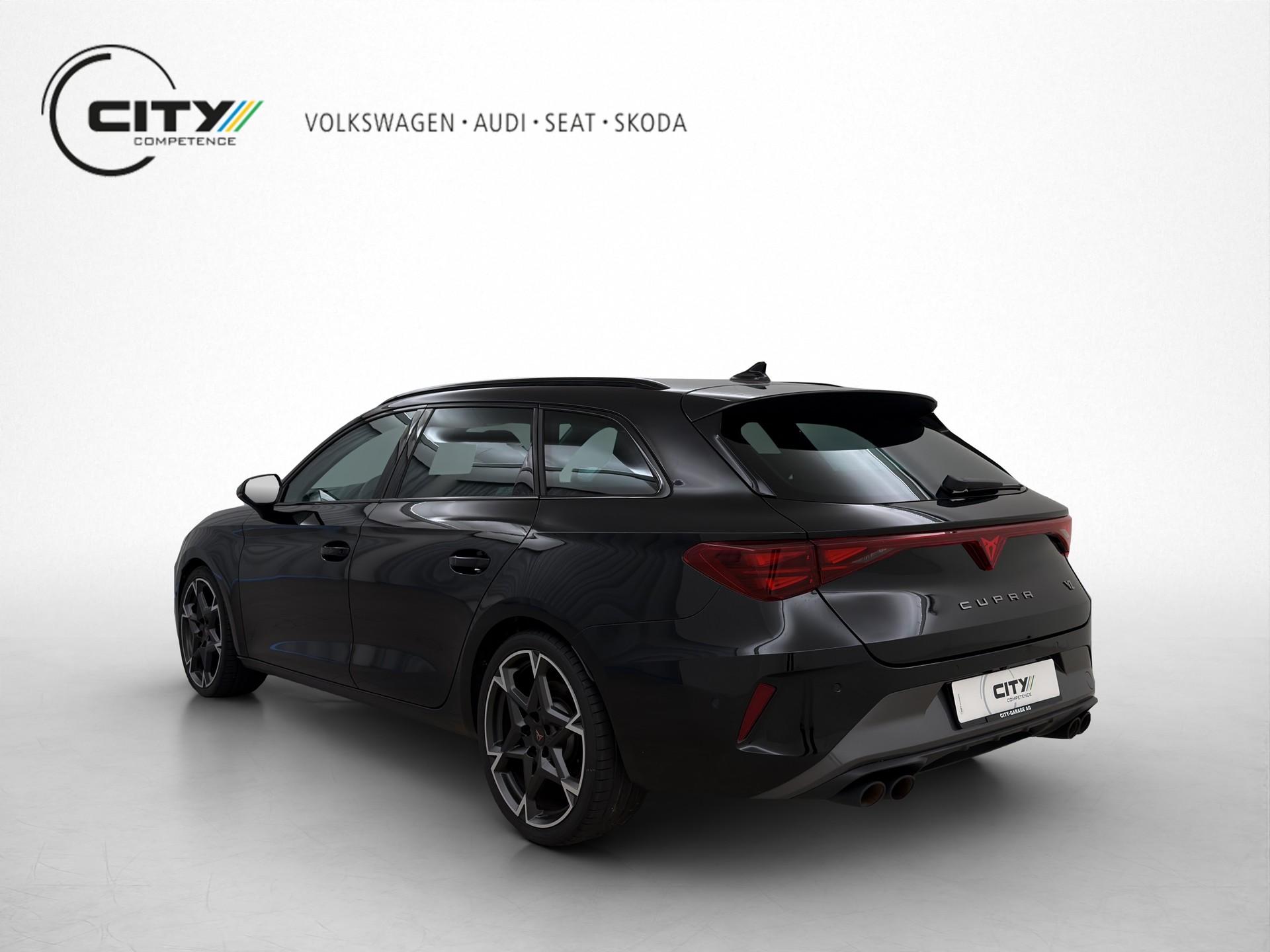 CUPRA Leon ST 2.0 TSI 333 VZ 4Drive-image-1