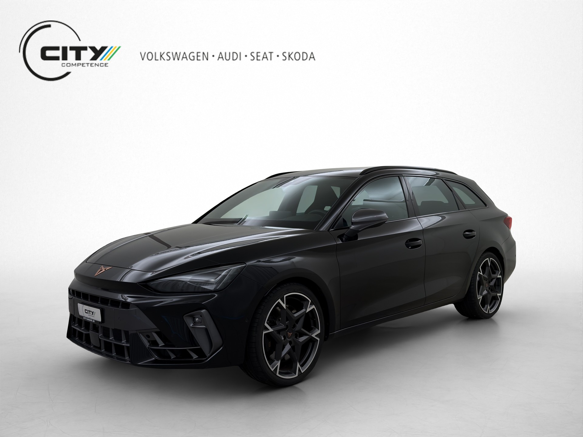 CUPRA Leon ST 2.0 TSI 333 VZ 4Drive-image-0