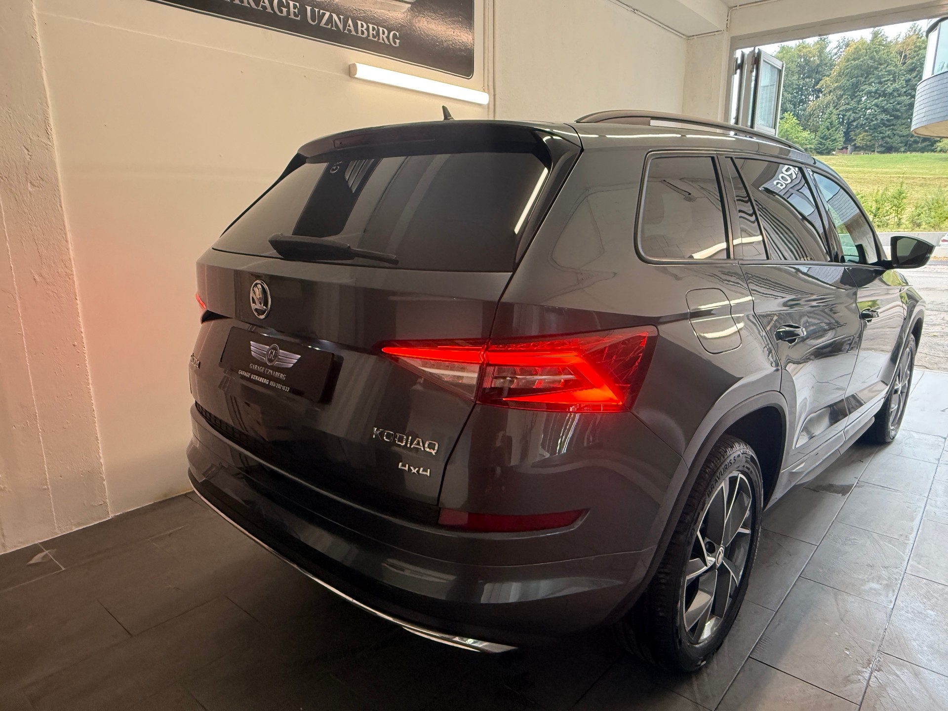 SKODA Kodiaq 2.0 TDI CR Sport Line 4x4 DSG Ab 250.- pro Monat-image-4