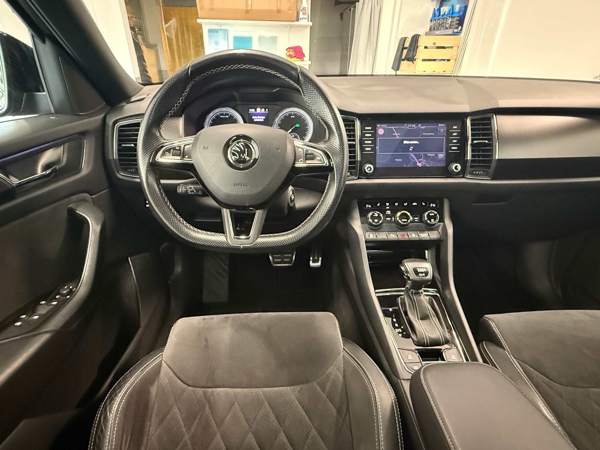 SKODA Kodiaq 2.0 TDI CR Sport Line 4x4 DSG Ab 250.- pro Monat-image-11
