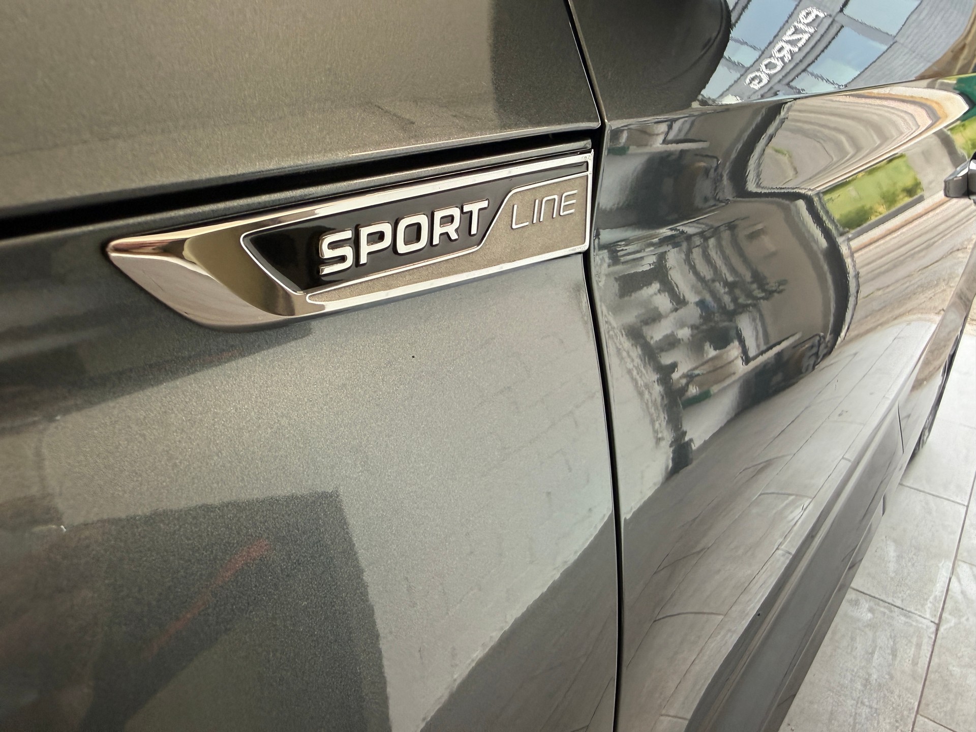 SKODA Kodiaq 2.0 TDI CR Sport Line 4x4 DSG Ab 250.- pro Monat-image-18