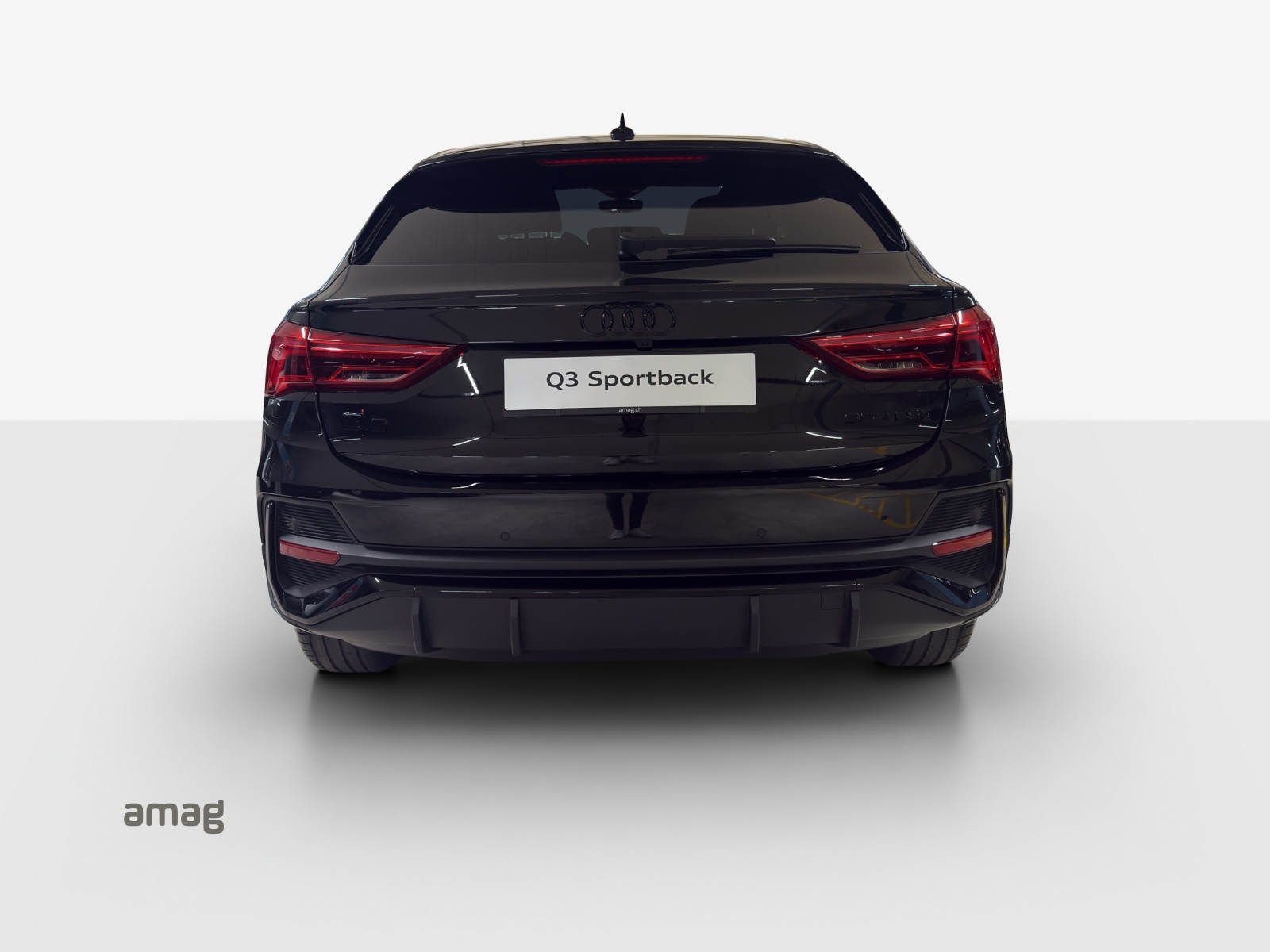 AUDI Q3 Sportback 35 TFSI S line Attraction S-tronic-image-3