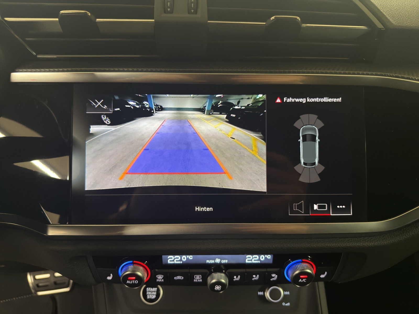 AUDI Q3 Sportback 35 TFSI S line Attraction S-tronic-image-13