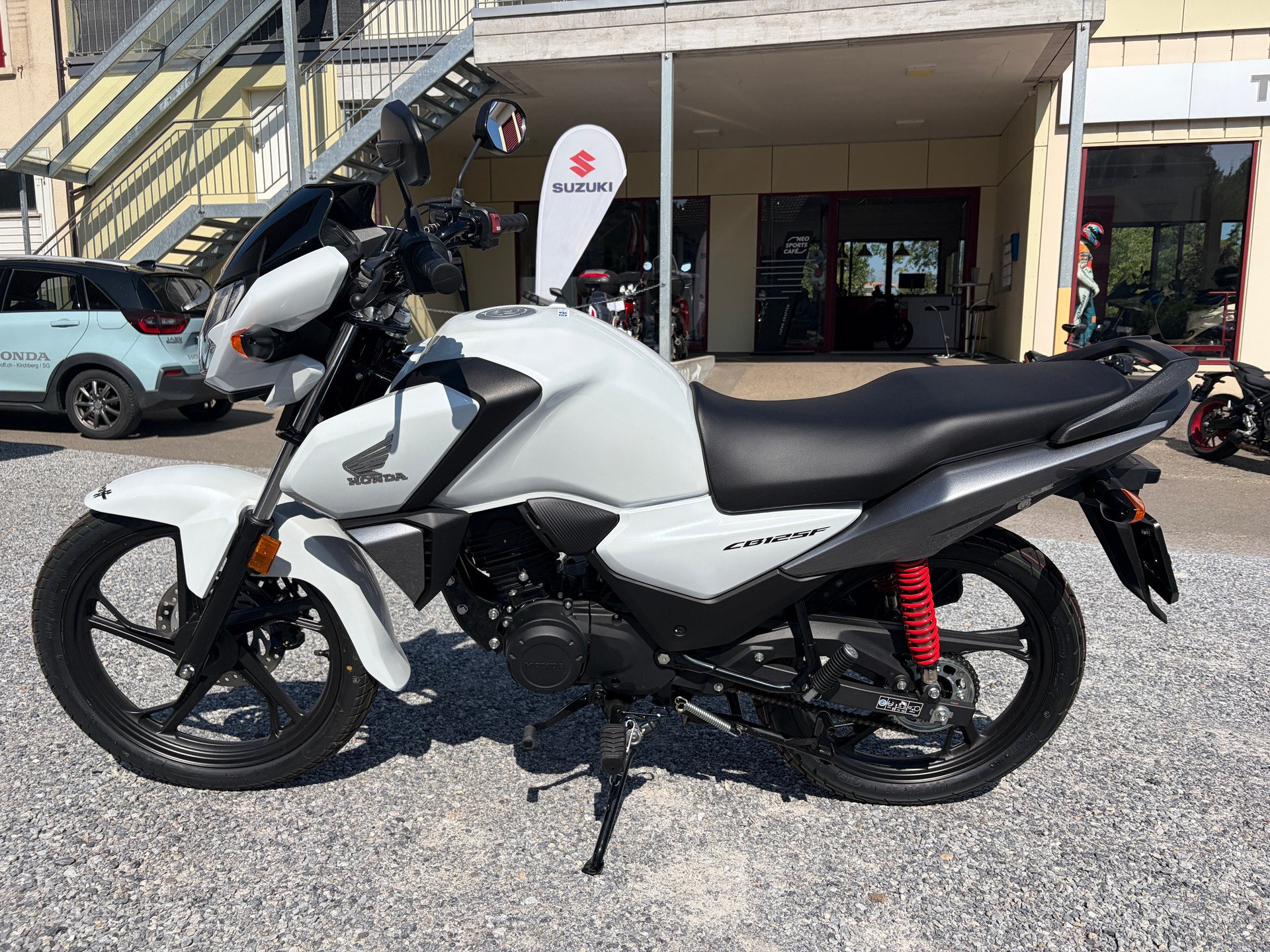 HONDA CBF 125 M-image-2